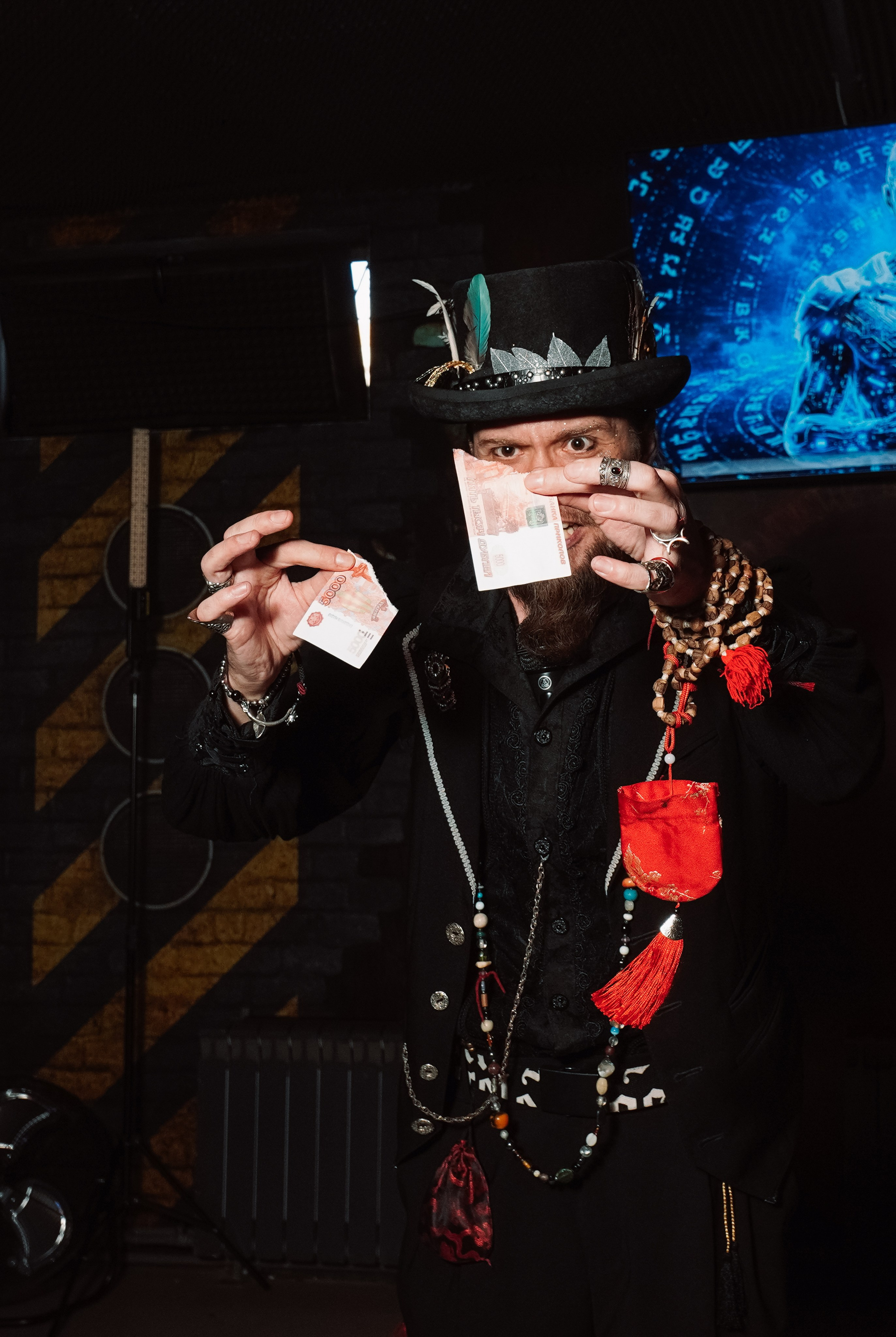 PEKA_POHUDEL. Фото | Видео Контент Мишель Ватаманюк