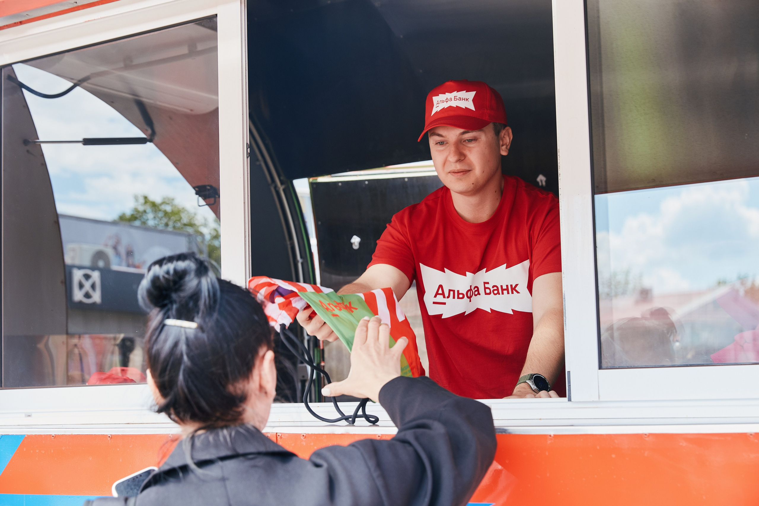 Альфа День в ТК Центр Города 14.05. Свадебный репортажный фотограф краснодар максим дремов дрёмов фотосессия студия цена
