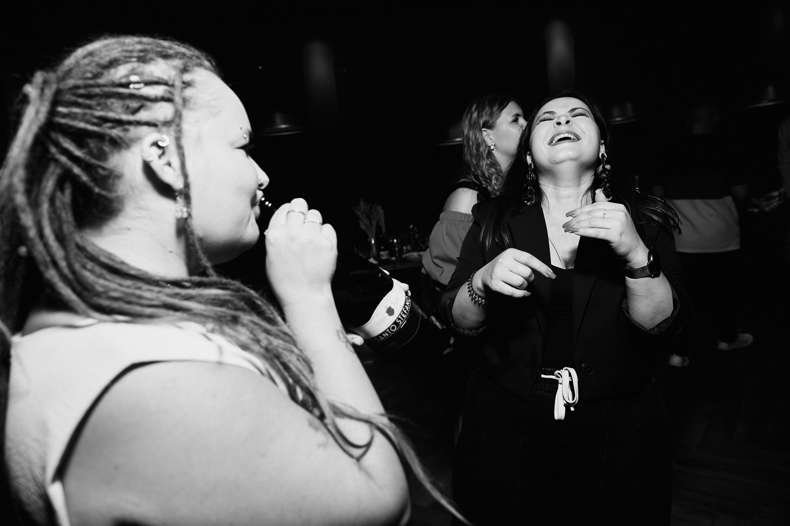 HOLIDAY IN AVRORA ROOM 22.08. Свадебный репортажный фотограф краснодар максим дремов дрёмов фотосессия студия цена