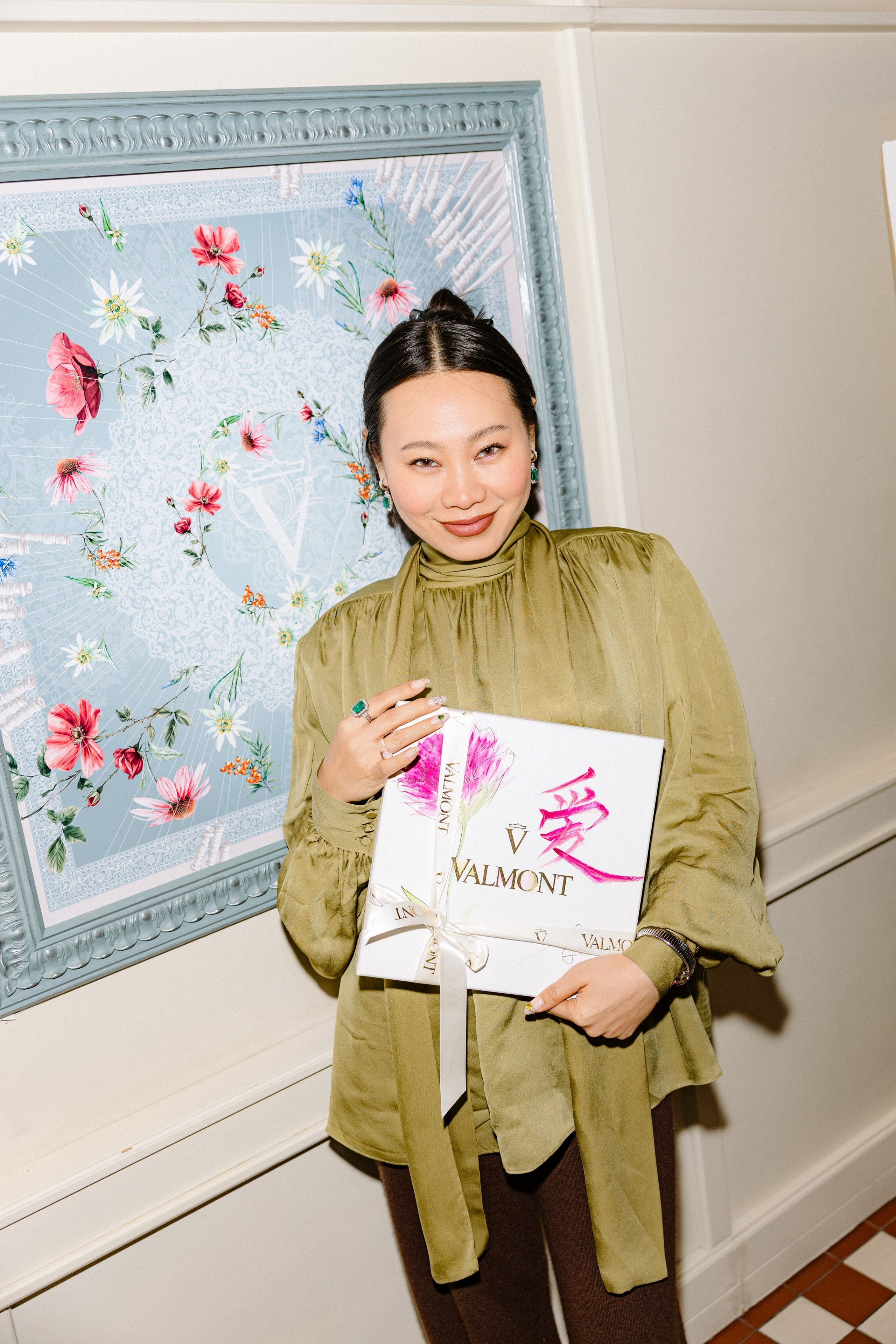 For VALMONT. Костя Жуков — фотограф в Москве