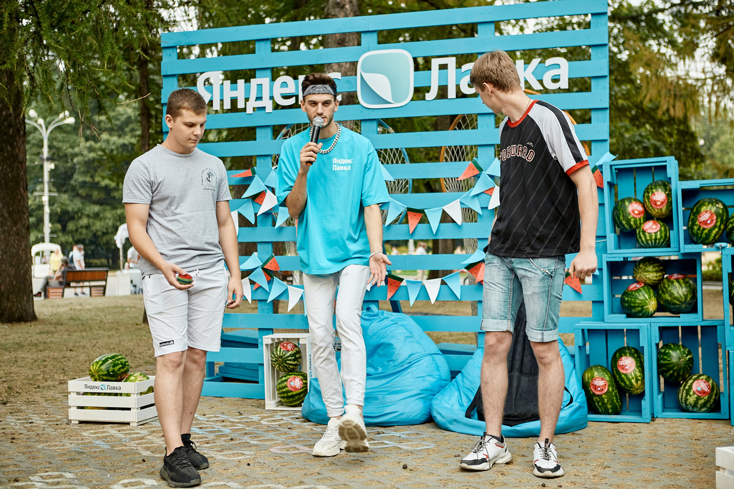 ЯНДЕКС ЛАВКА «АРБУЗНАЯ ФЕЕРИЯ». Фотограф Андрей Егоров