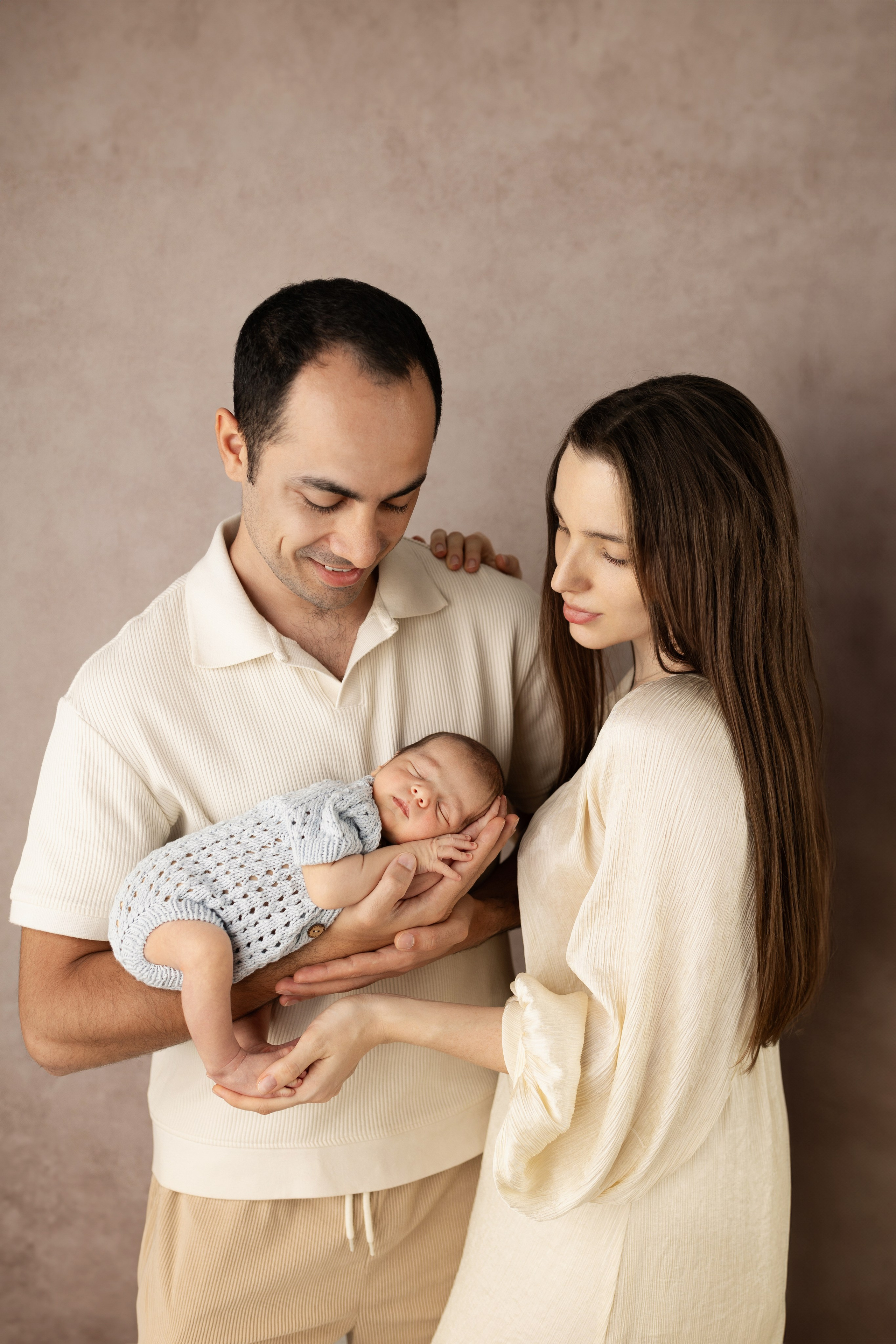 Адам. Лилия Алтухова — фотограф новорожденных в Москве и области