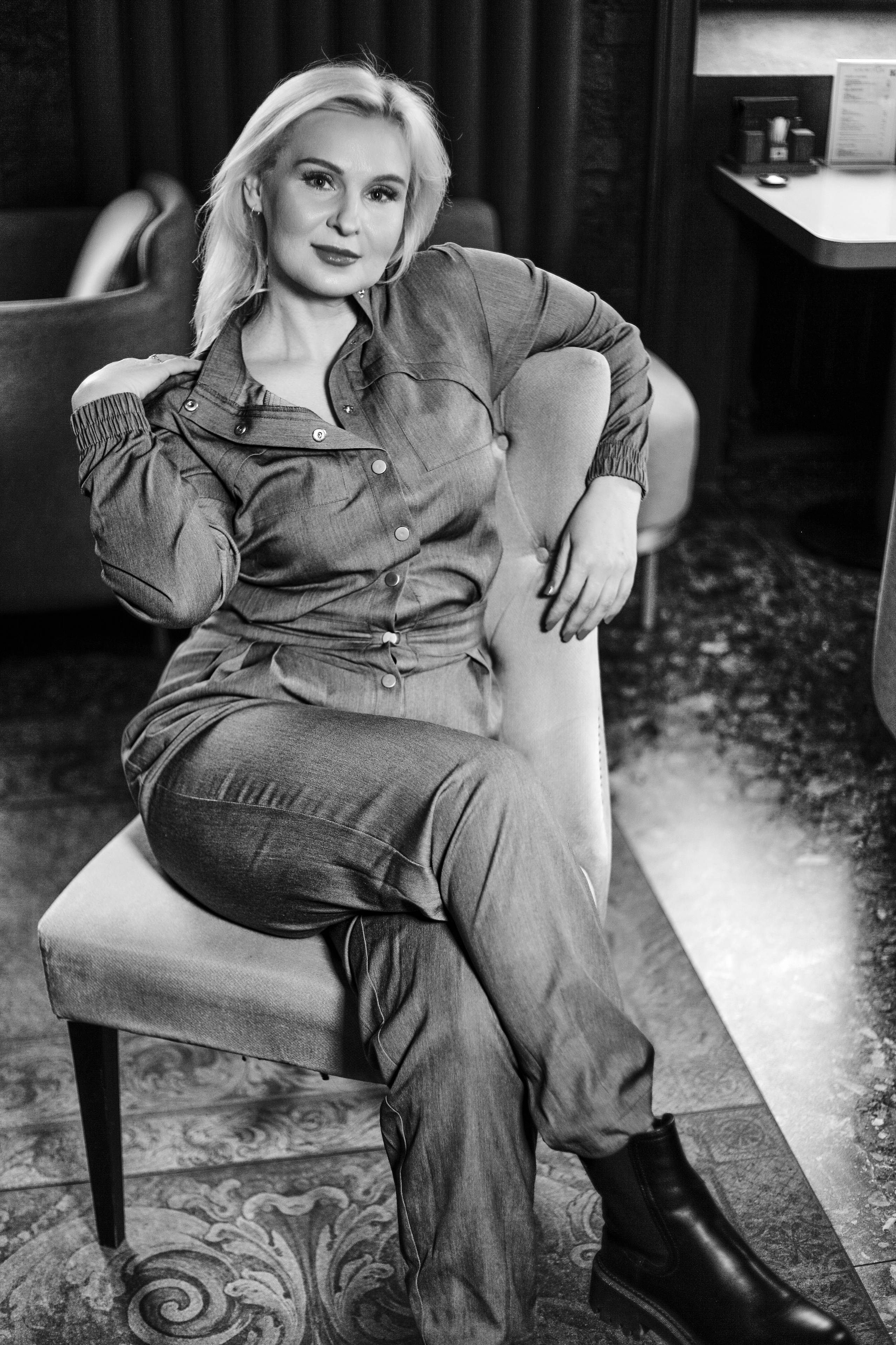 Фотосессия в кафе Иваново. Портретный и свадебный фотограф в Иваново Максим Гаврилин