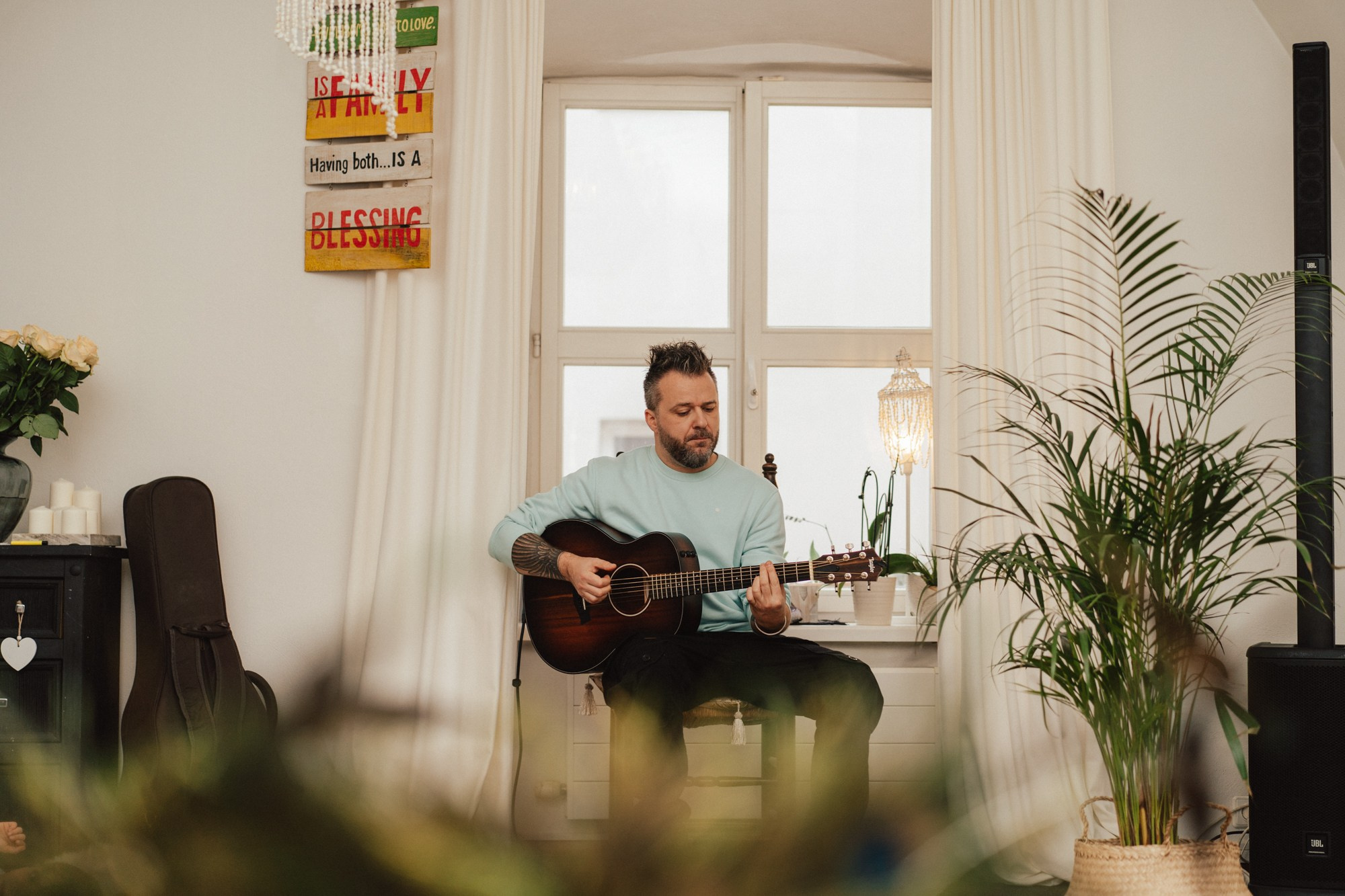 Cantika. Store Birthday. Photographer in Vilnius