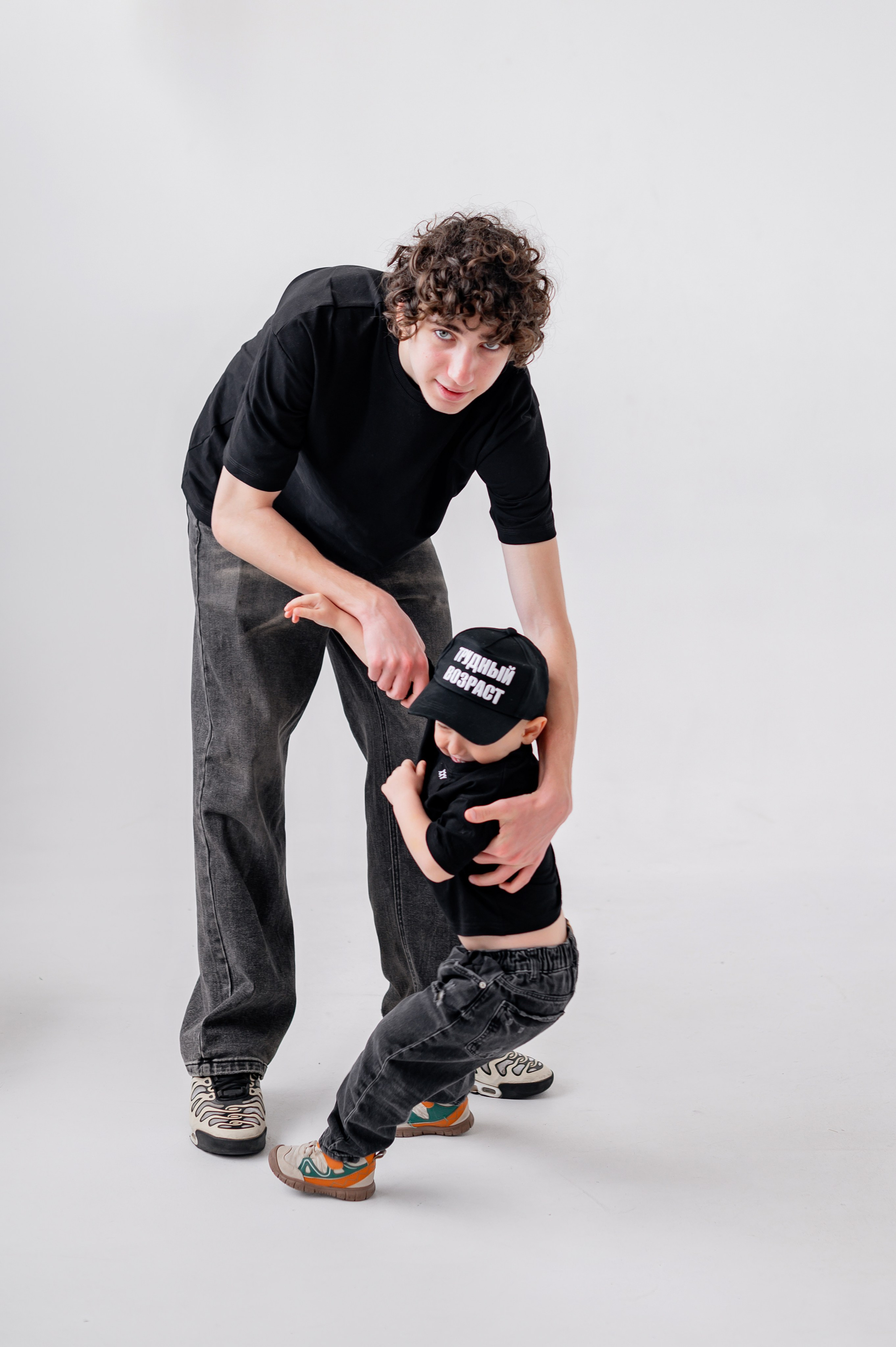 Саша Маша Гриша и Максим. Фотограф Татьяна Иванчикова