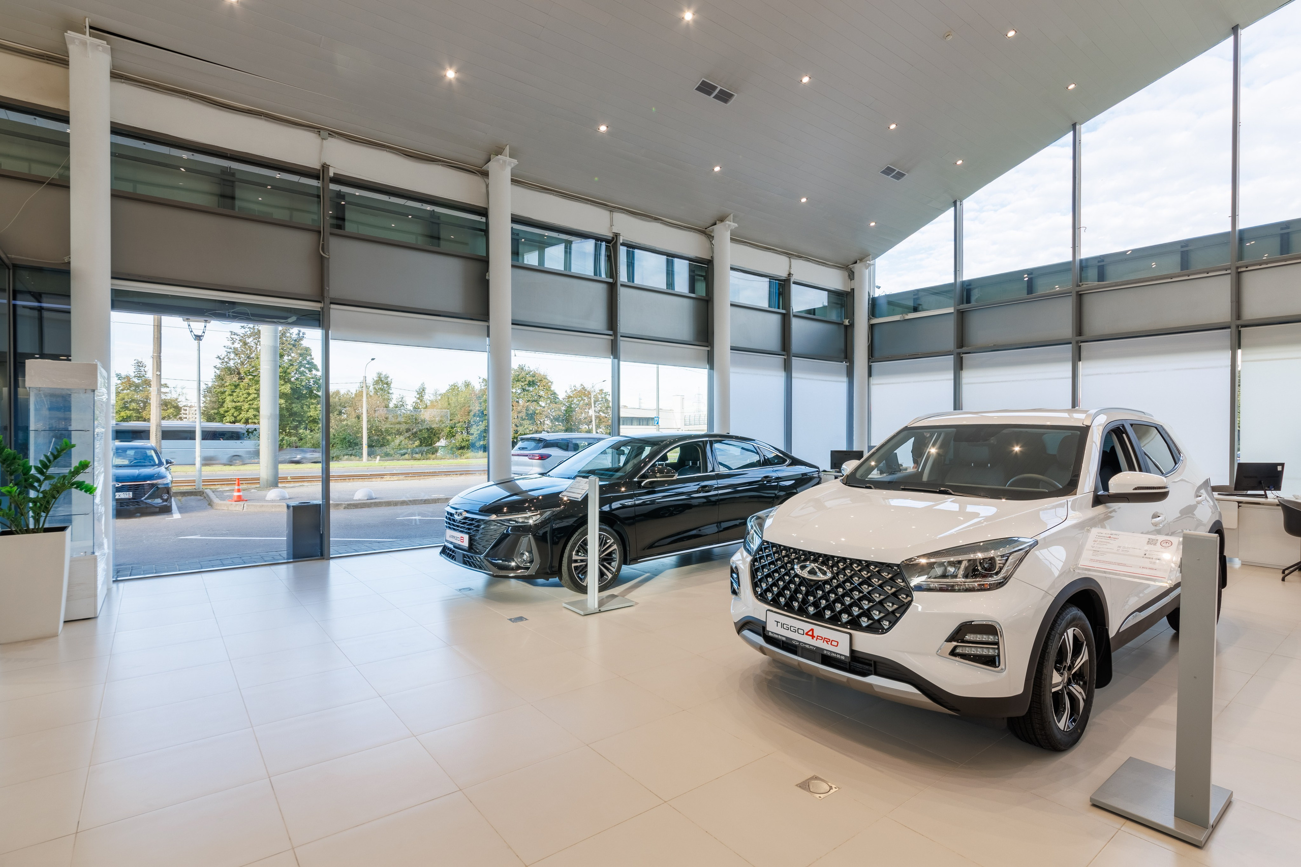 Фото для автомобильного дилерского центра в СПб