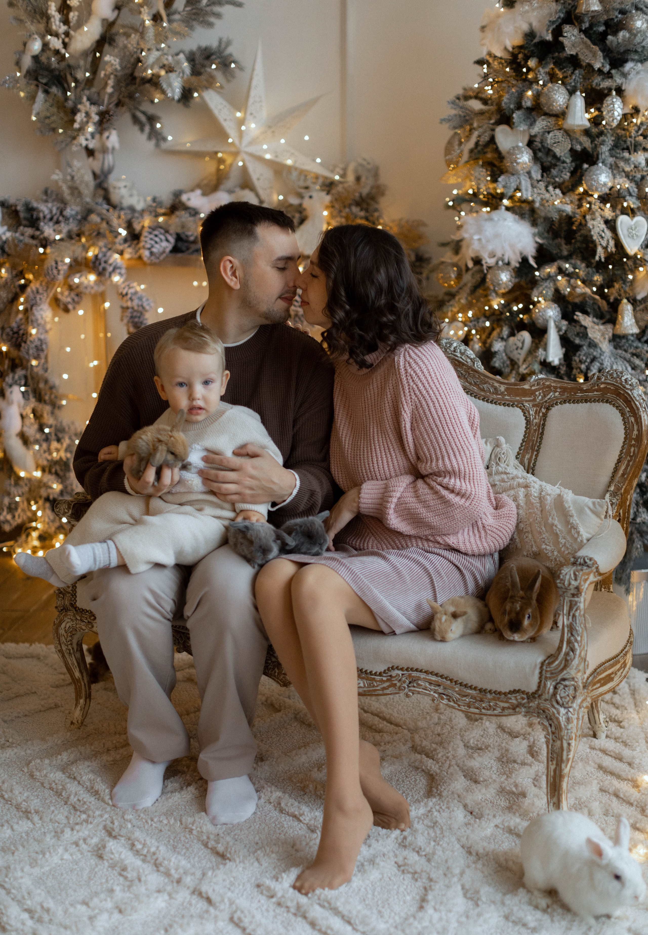 Артем, Виктория, Ярослав