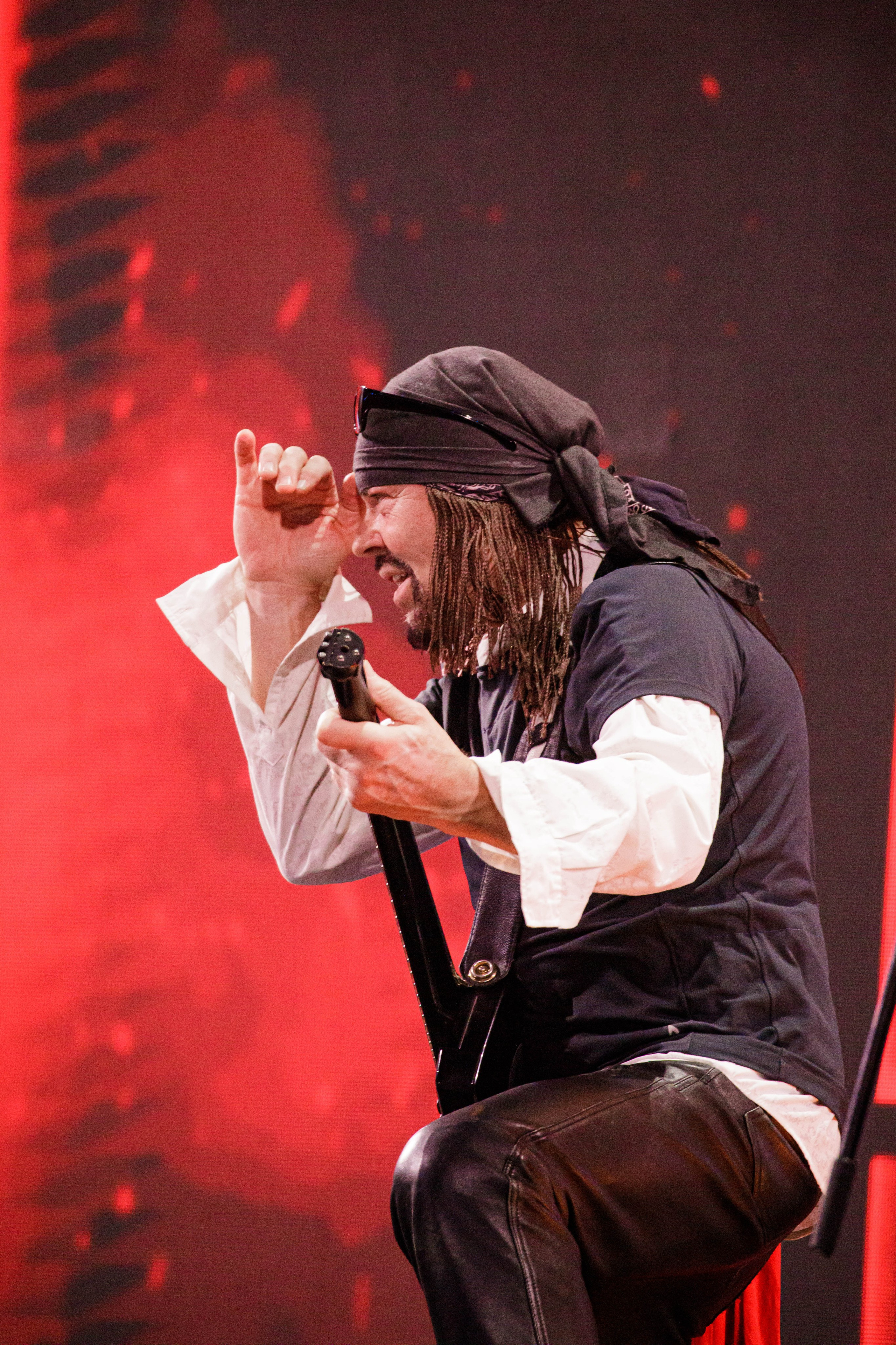 Концертное. ЧБ Фотограф Ольга Лесли