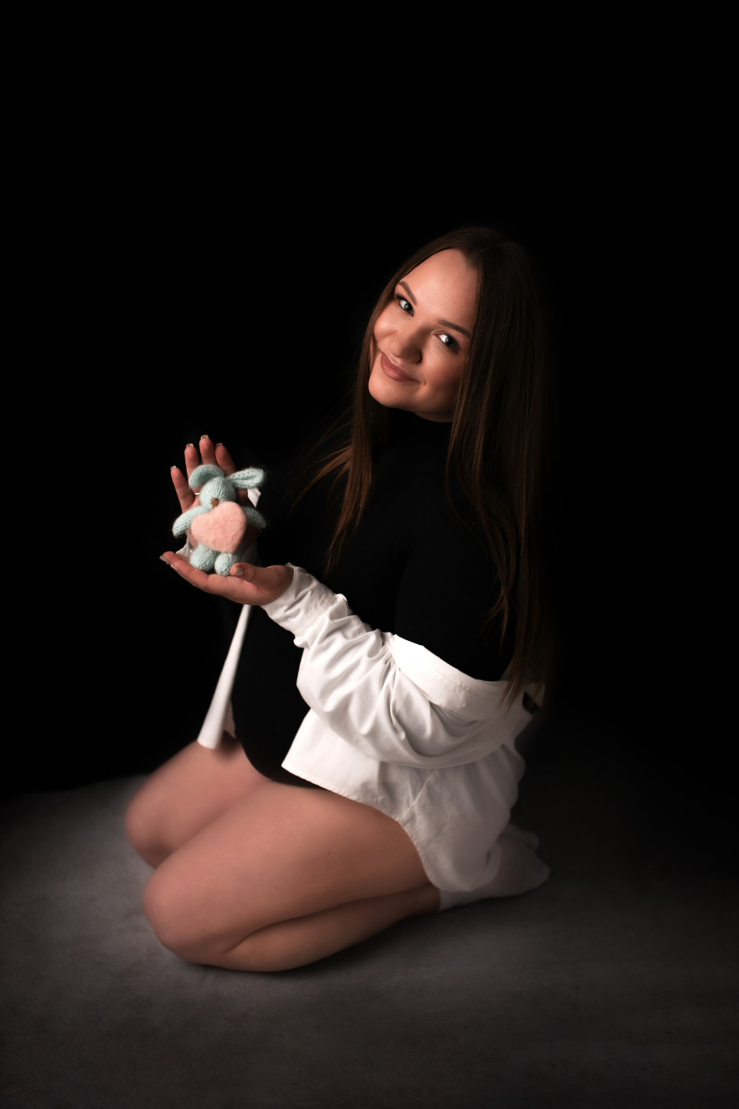 фотография беременной черно-белая в боди