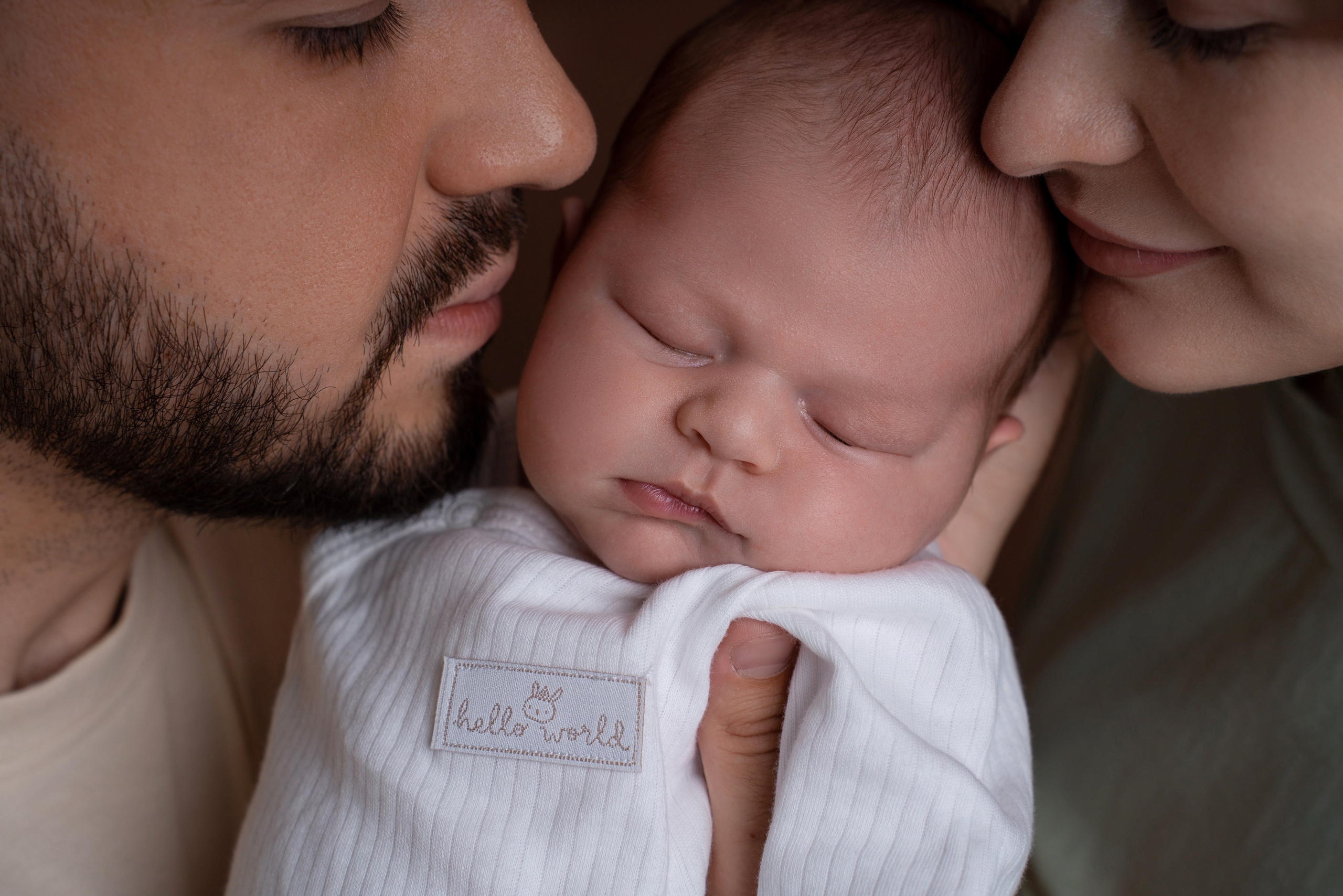 Фото с родителями/Макроснимки. Фотограф новорожденных Оренбург и свадебный фотограф Оренбург