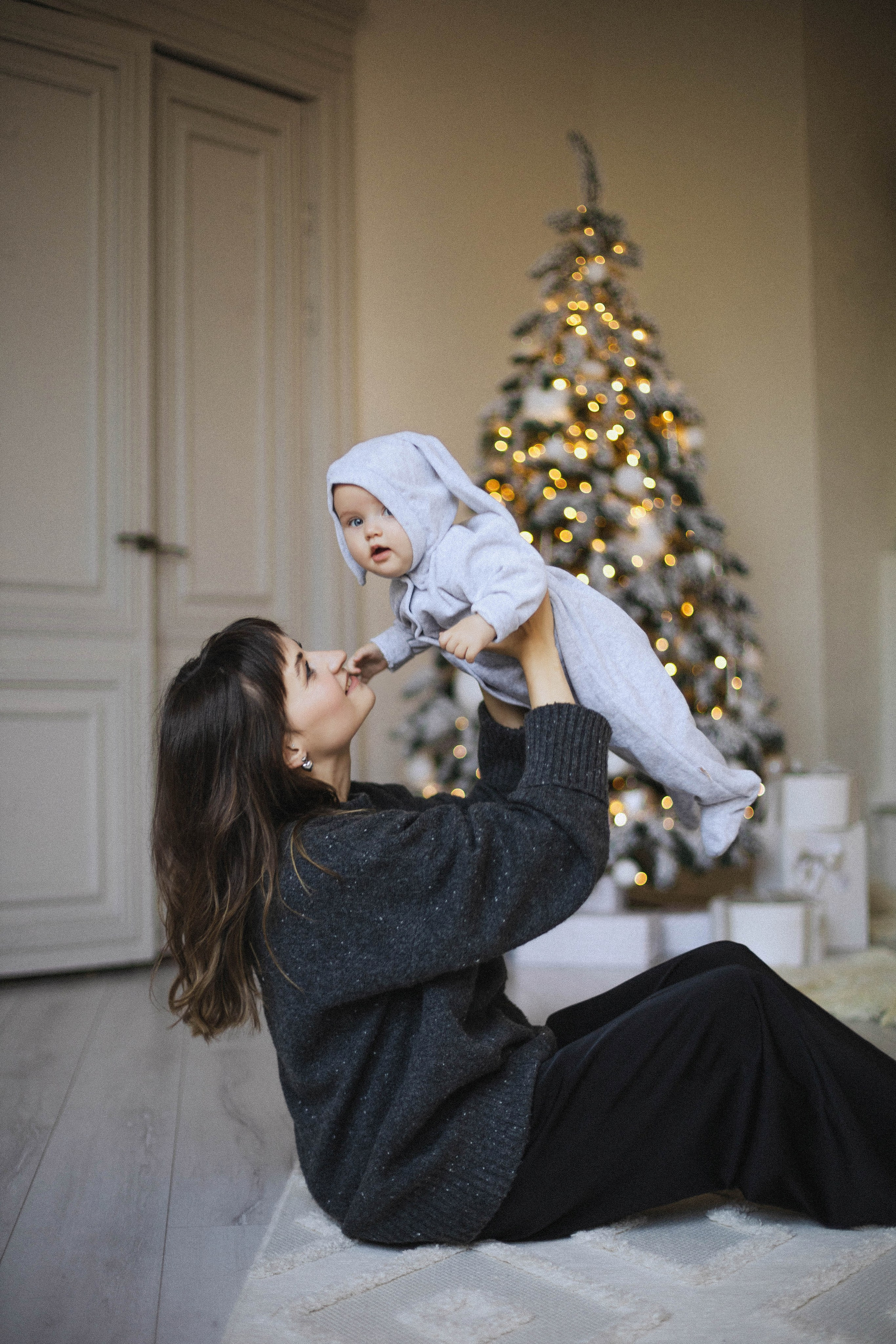 Нежность мамы. Портретный и свадебный фотограф в Астрахани Сабира Аубекерова