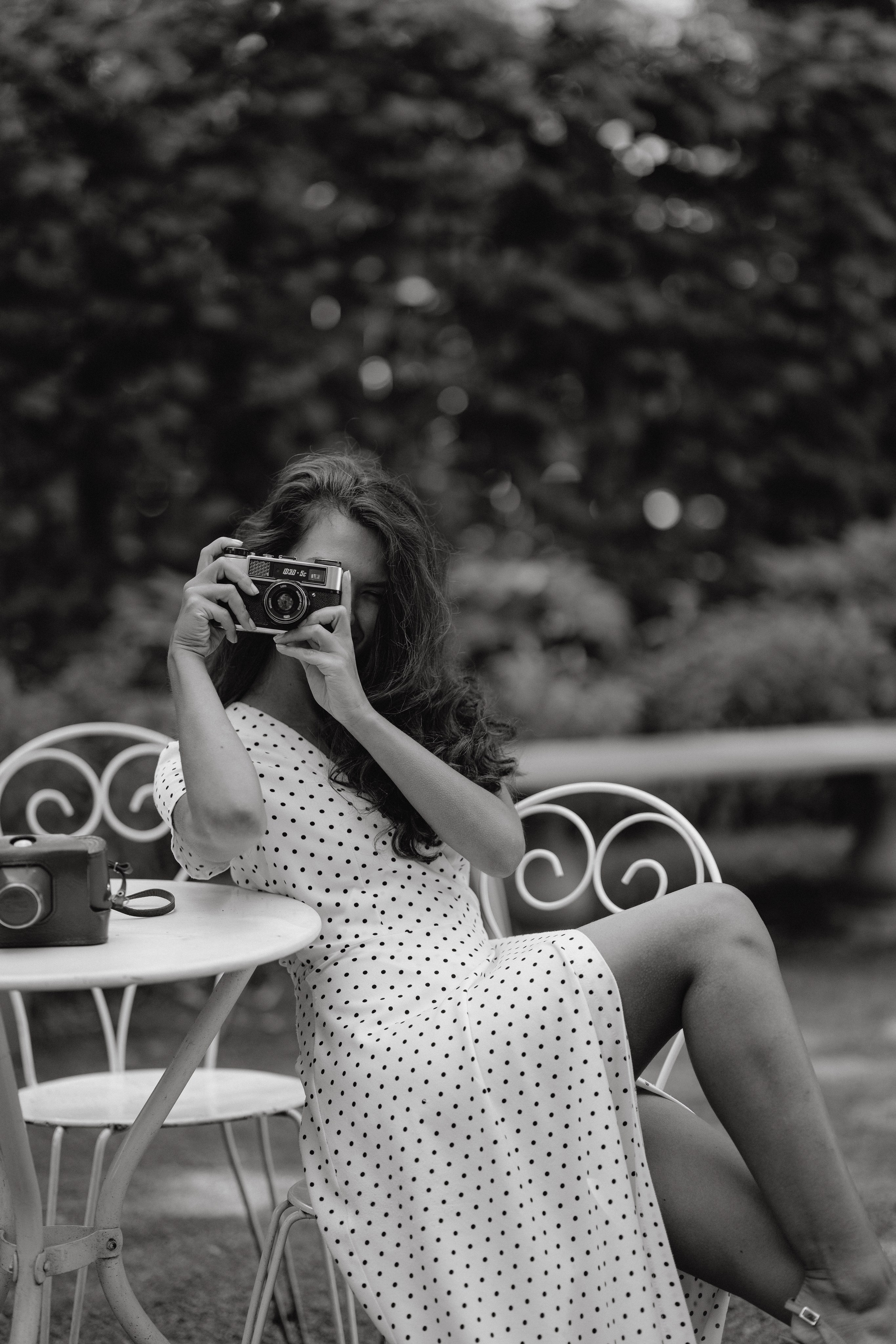 Виолетта в Летнем саду. Семейный и портретный фотограф в Санкт-Петербурге Татьяна Гримоть