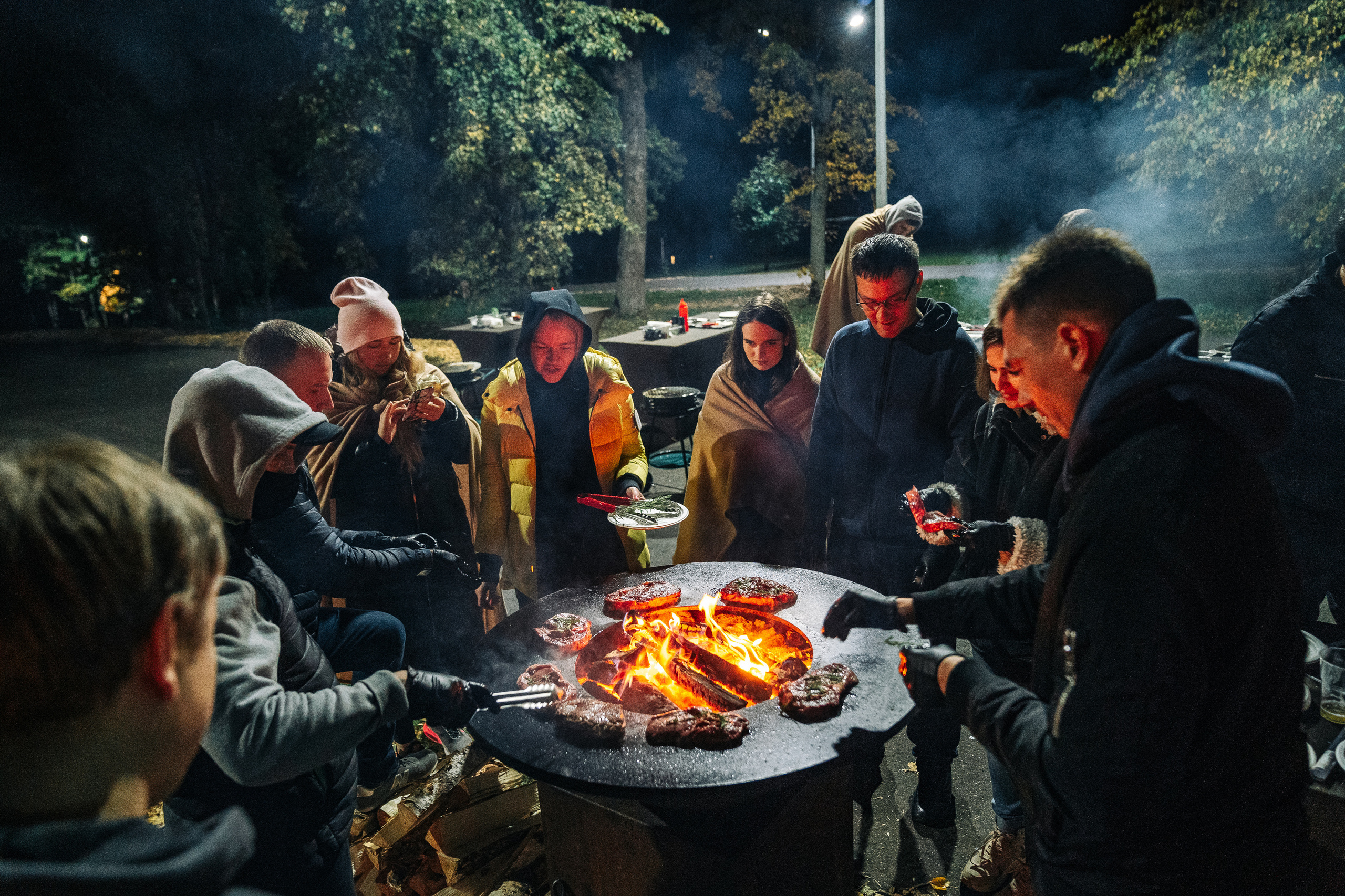 Team building — Барбекю пати. Студия коммерческой фотографии в Москве и области