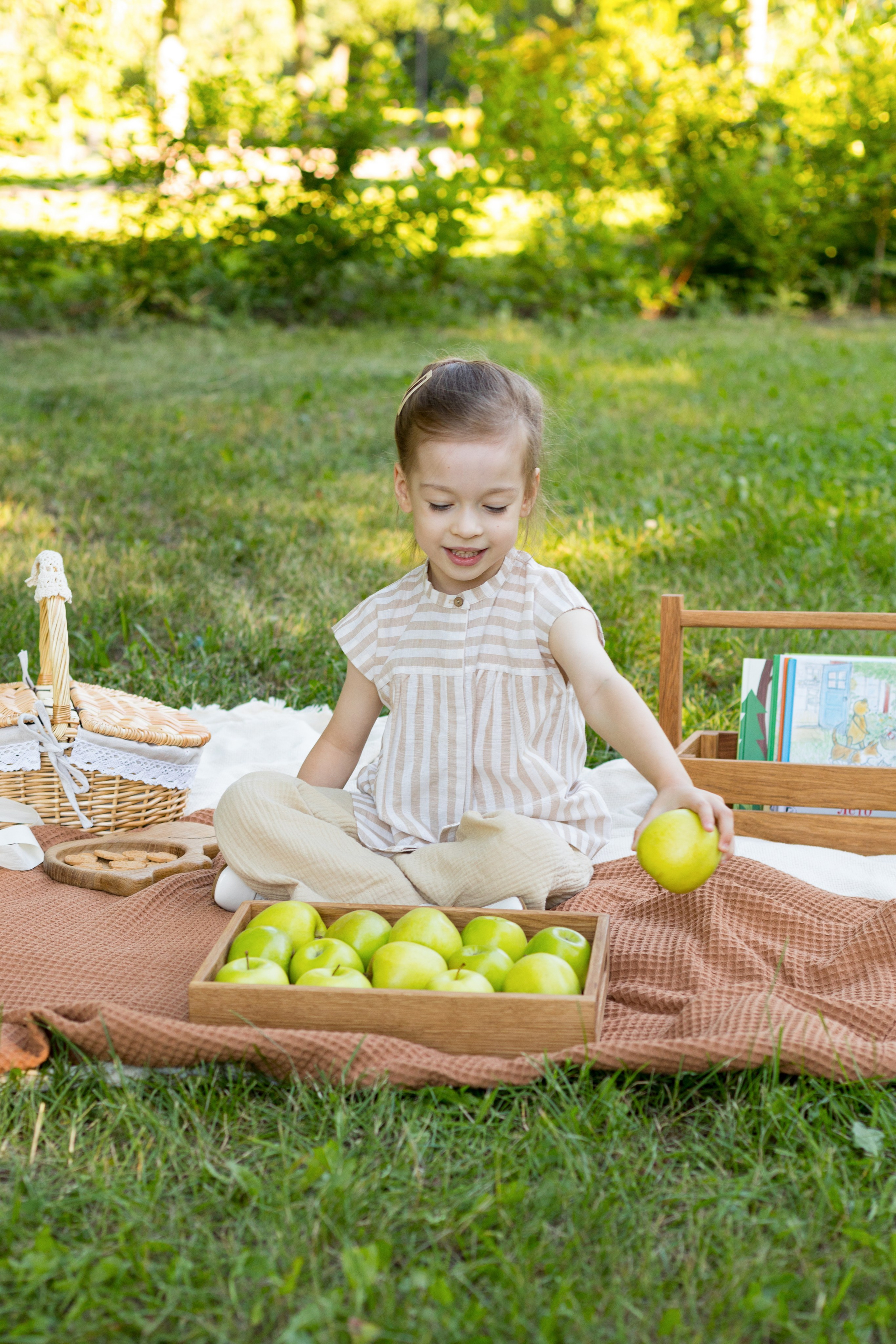 Фотосессия для бренда деревянных изделий для дома. Детский и контент фотограф Надя Волкова Санкт-Петербург