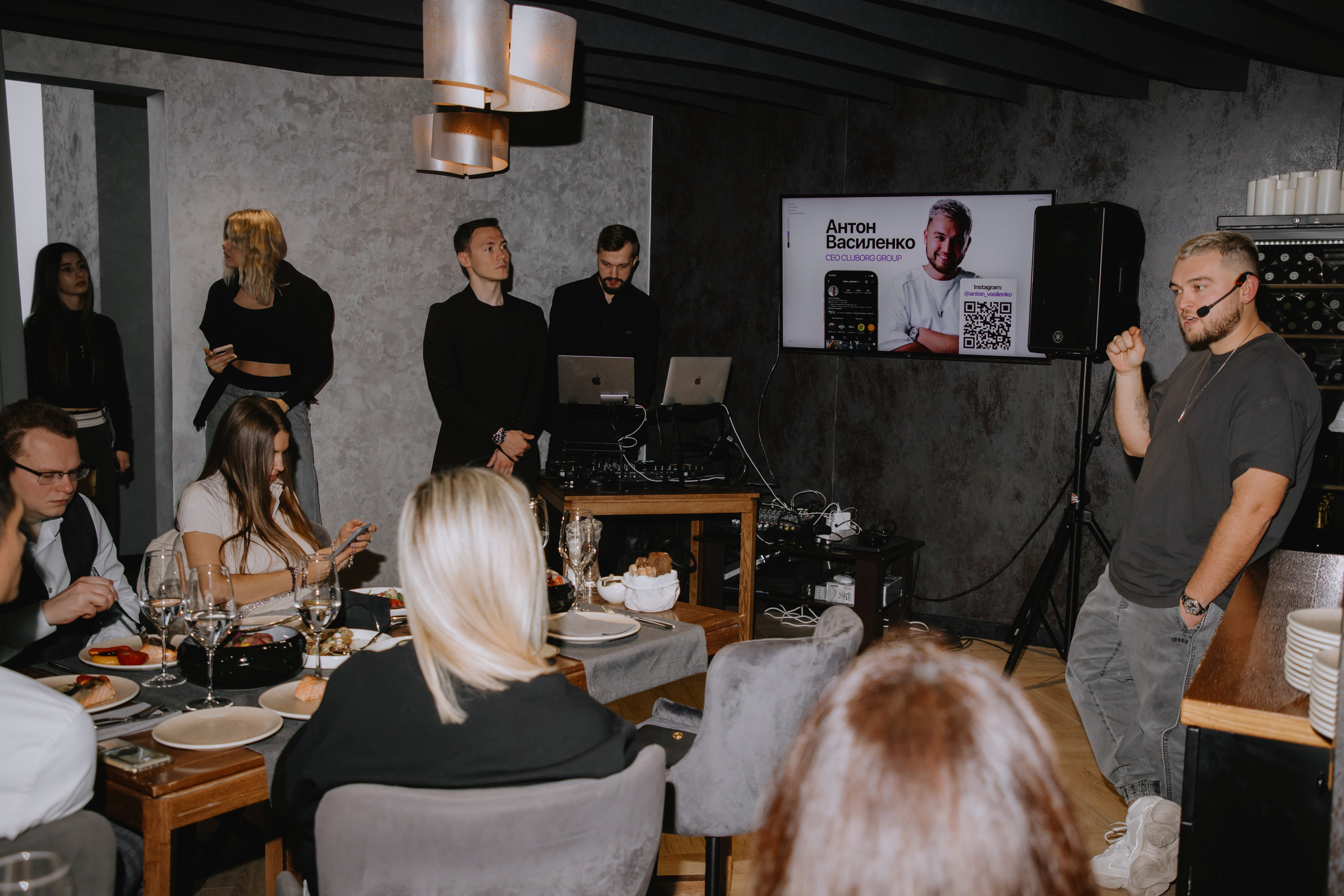 Бизнес завтрак на 89 этаже. Фотограф в Москве и Санкт-Петербурге Дарина