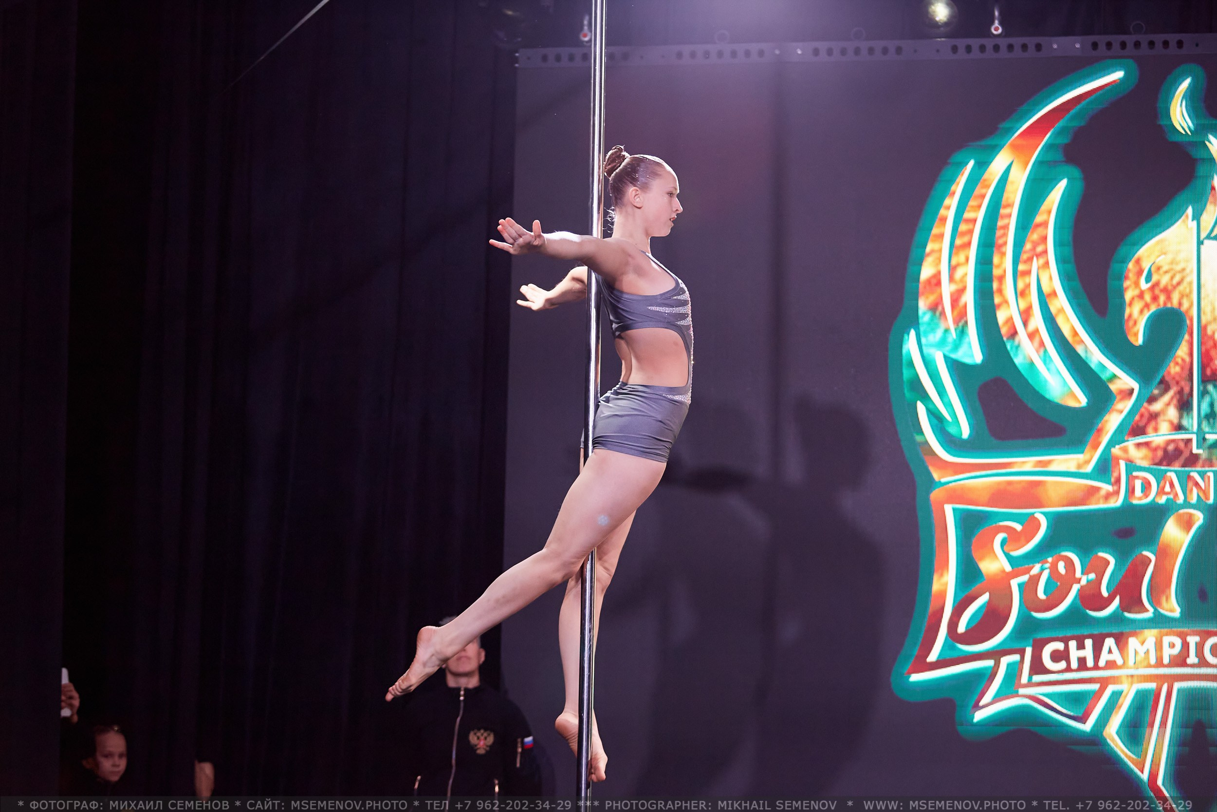 Анонс «SOUL POLE CHAMPIONSHIP IV». Photographer for business Mikhail Semenov. Aqua photo studio, photo school