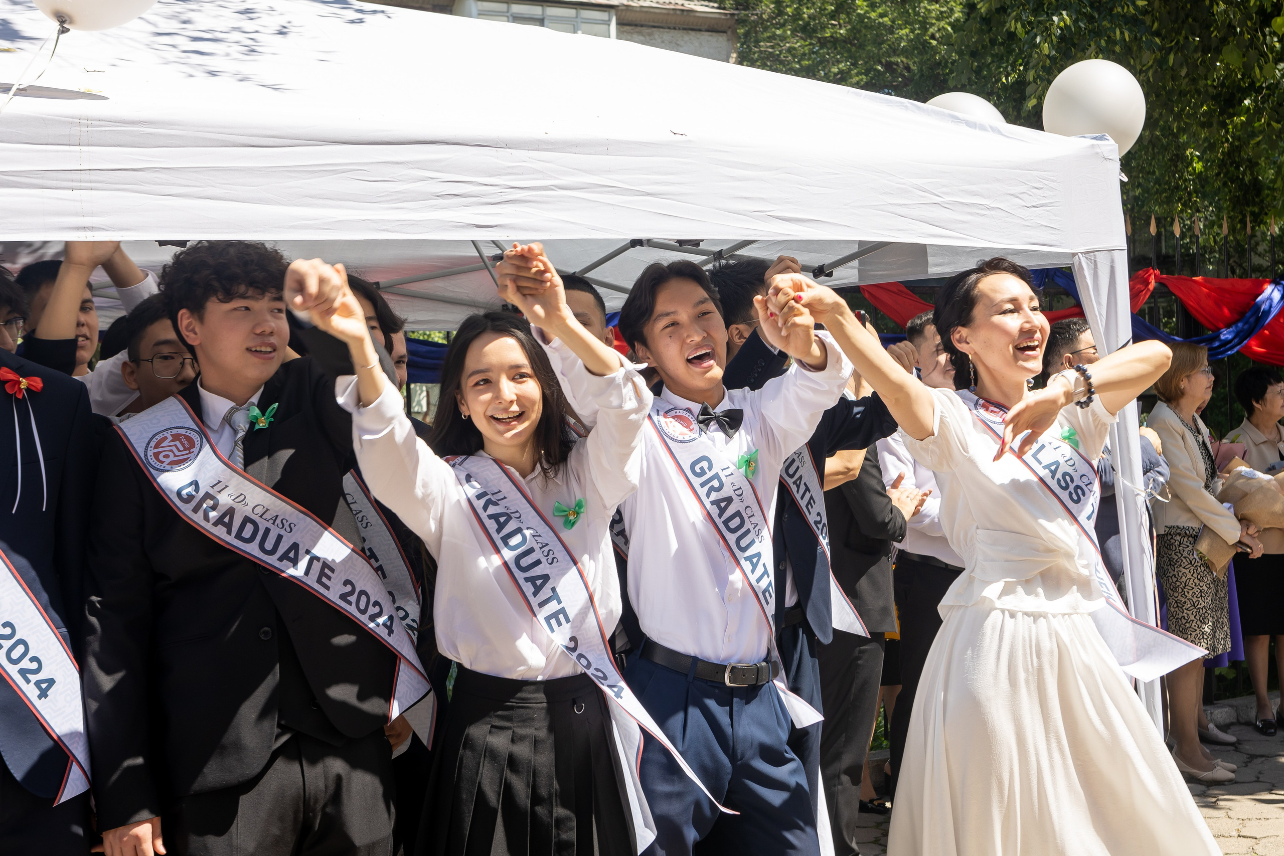 Вручениe | Линейка. Фото и видеосъемка в Алматы