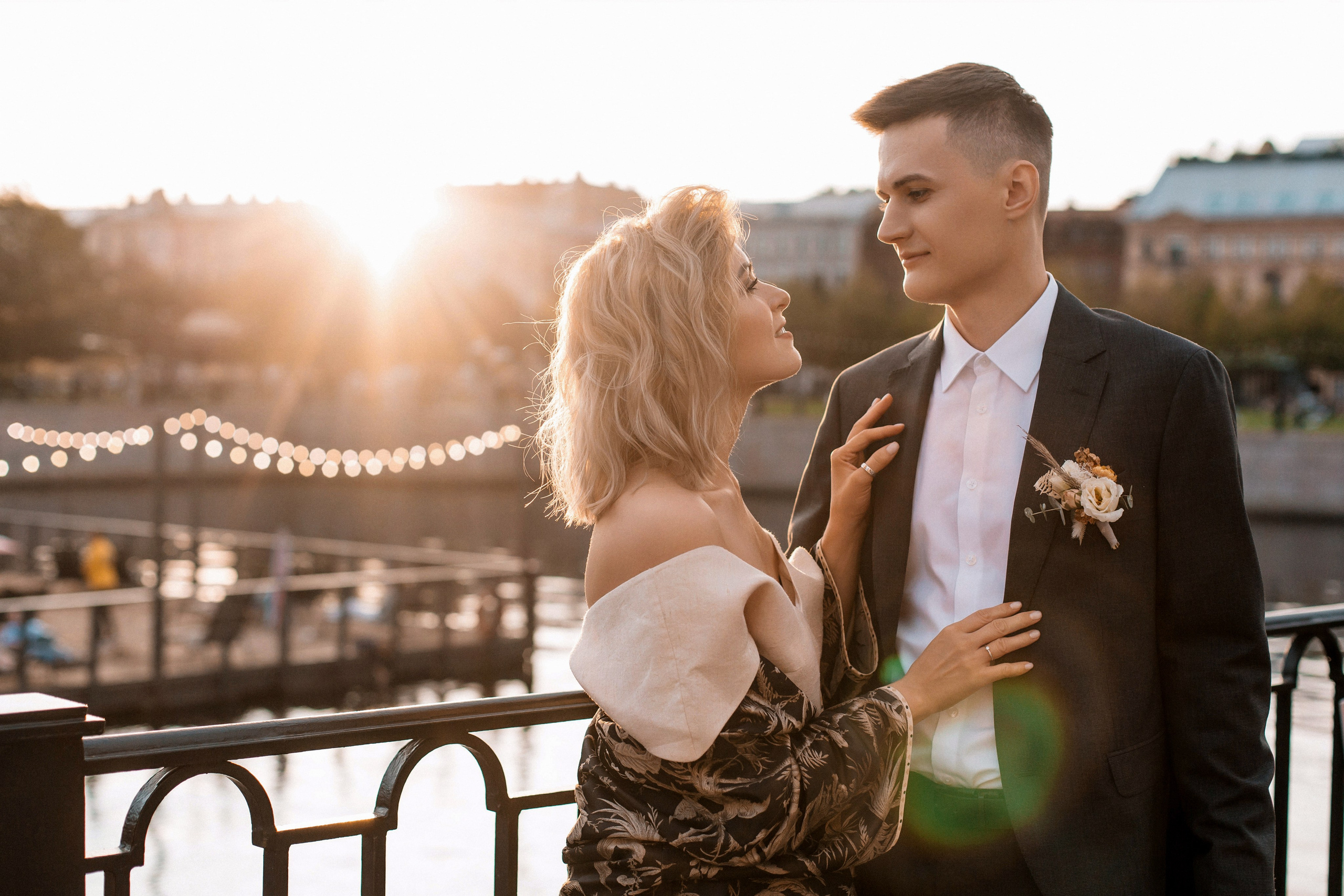 Свадьба для двоих с прогулкой в Выборге. Свадебный фотограф в Санкт-Петербурге Вика Стукачева