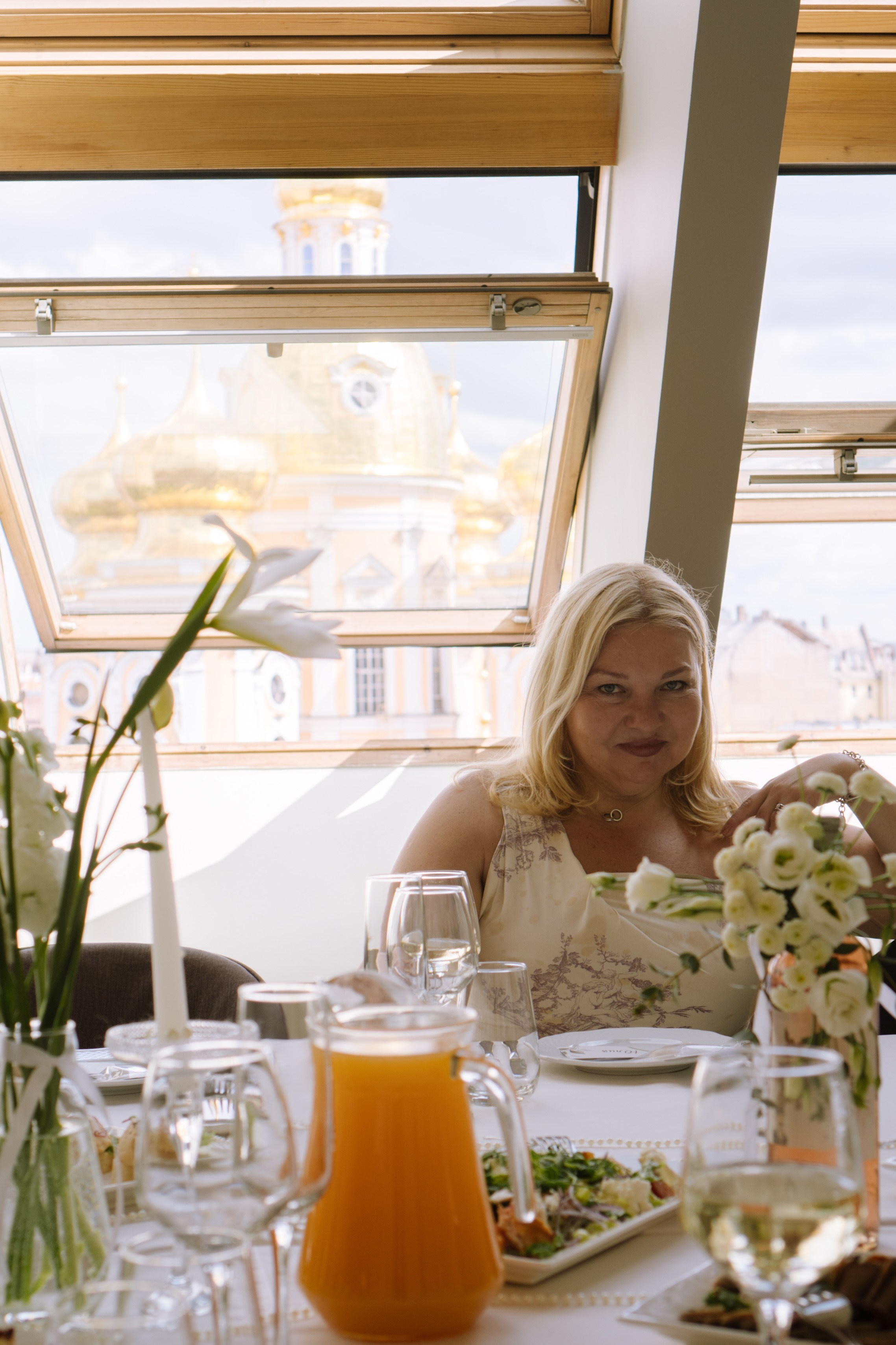 СВАДЕБНЫЙ БАНКЕТ НА ВЛАДИМИРСКОЙ В САНКТ-ПЕТЕРБУРГЕ (КАМЕРНАЯ СВАДЬБА). Профессиональный фотограф, Санкт-Петербург — Виктория Богомолова