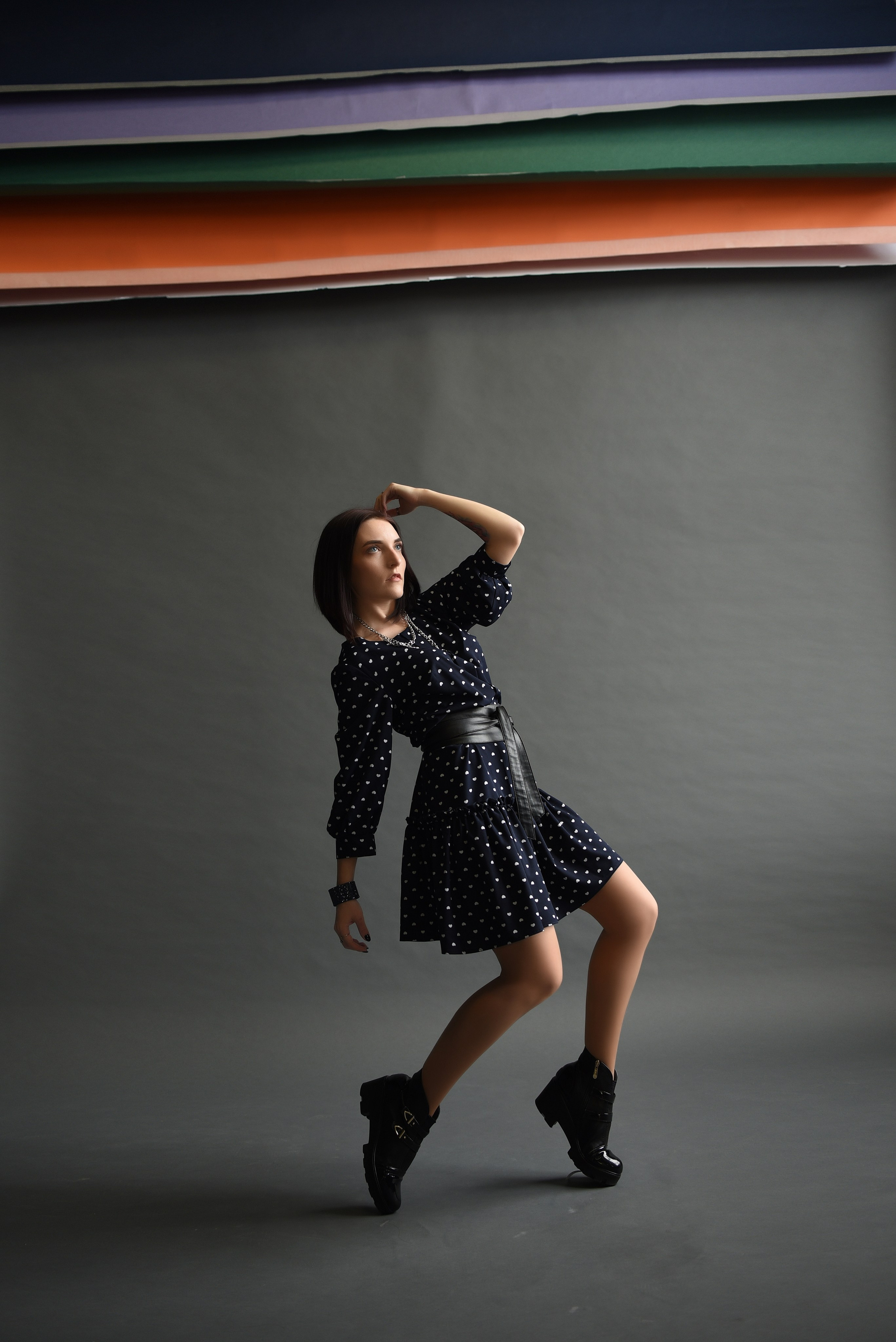 Индивидуальная студийная. Свадебный, семейный, детский, контент фотограф в Омске Максим Ильин