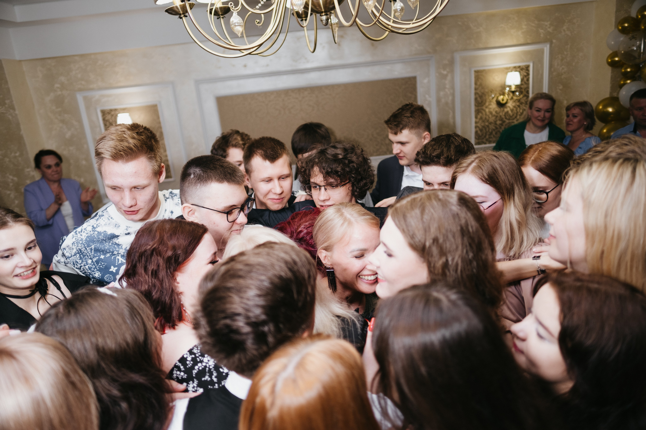 Выпускной 11 класс школы № 30. Свадебный и репортажной фотограф Денис Ожигин в Краснодаре и Краснодарском крае