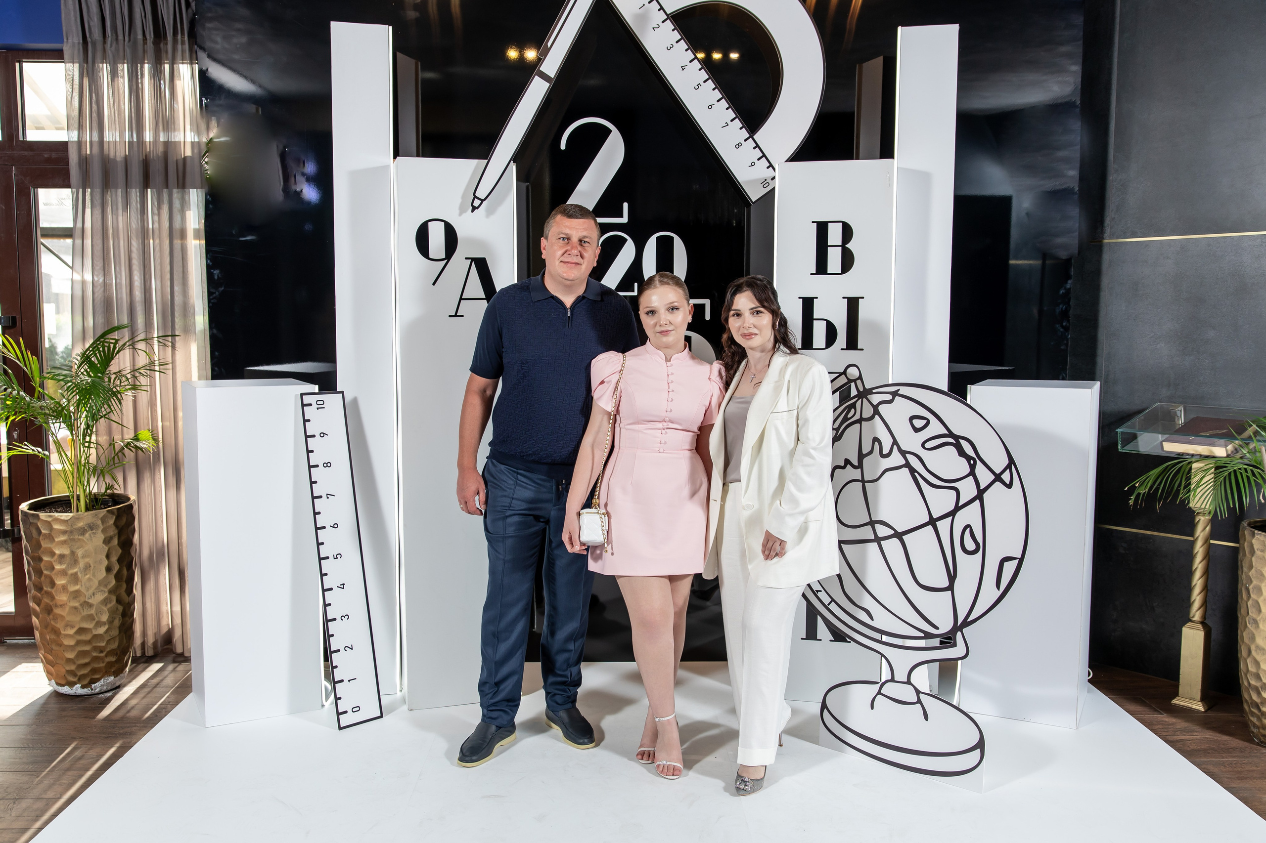 Выпуск 9А Ягода М 25 год. Семейный и свадебный фотограф в Геленджике Михаил Шматов