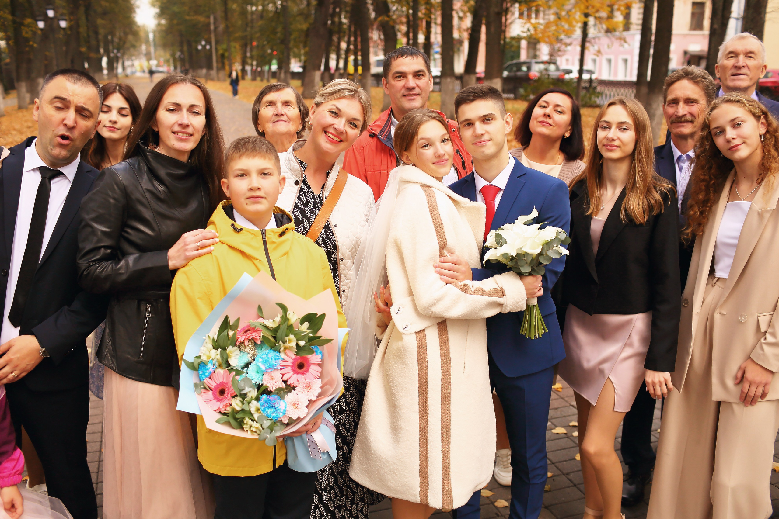 Съемка пары в осеннем городе и в студии. Свадебный и репортажный фотограф в Ярославле и Санкт-Петербурге Роман Микрюков