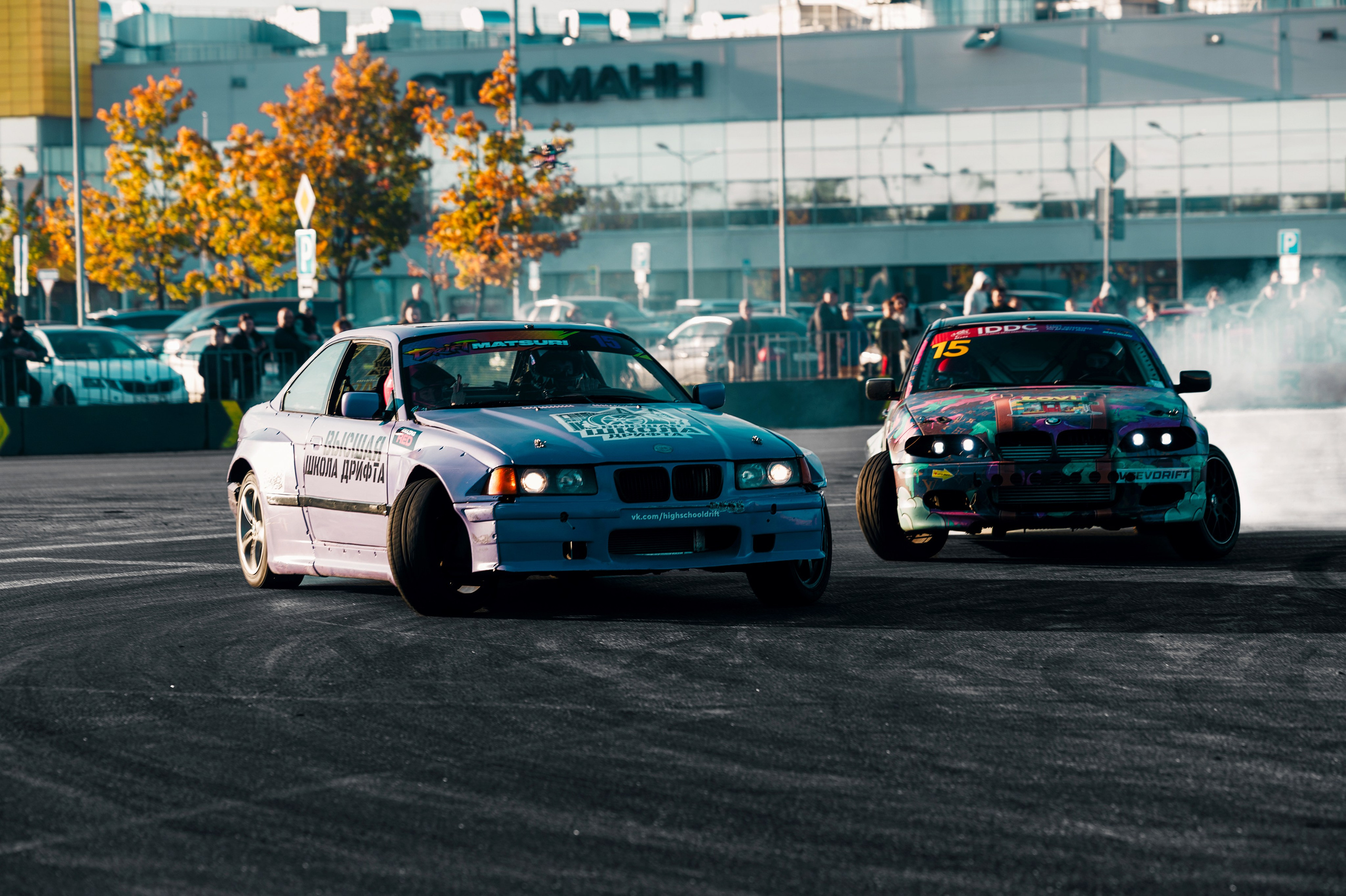 Фотографии закрытия сезона 2025 VibeSide — дрифт и автошоу у МЕГА Дыбенко, Санкт-Петербург