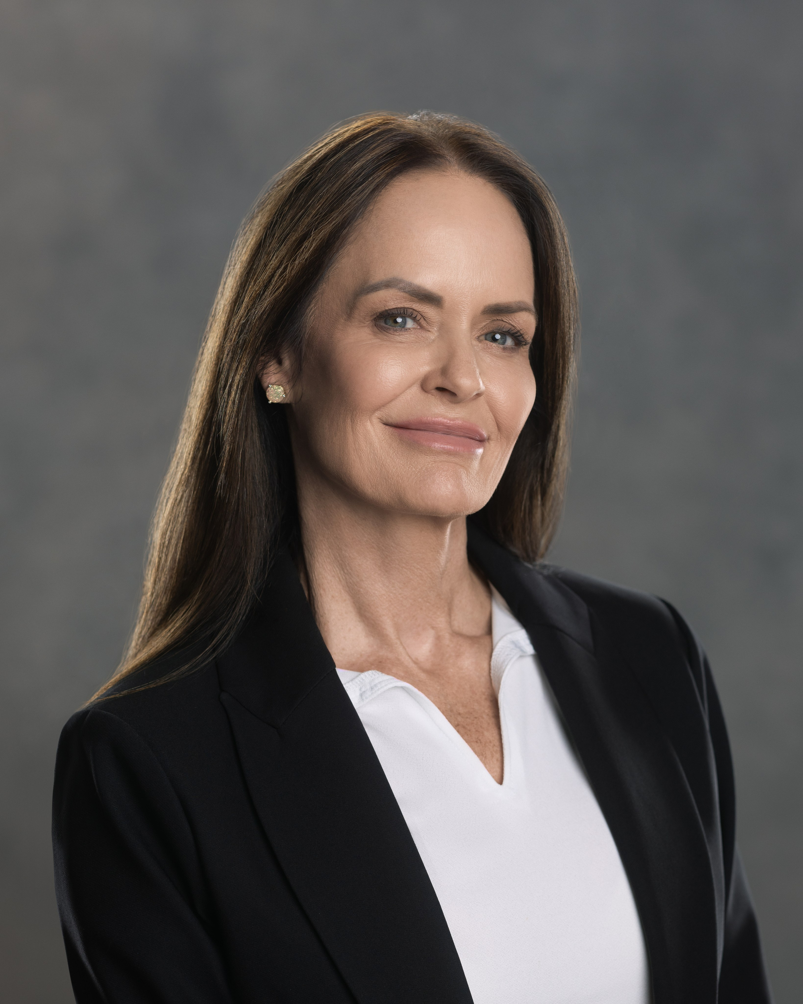 Business and acting headshots. Retouching, photo editing, portfolio retoucher