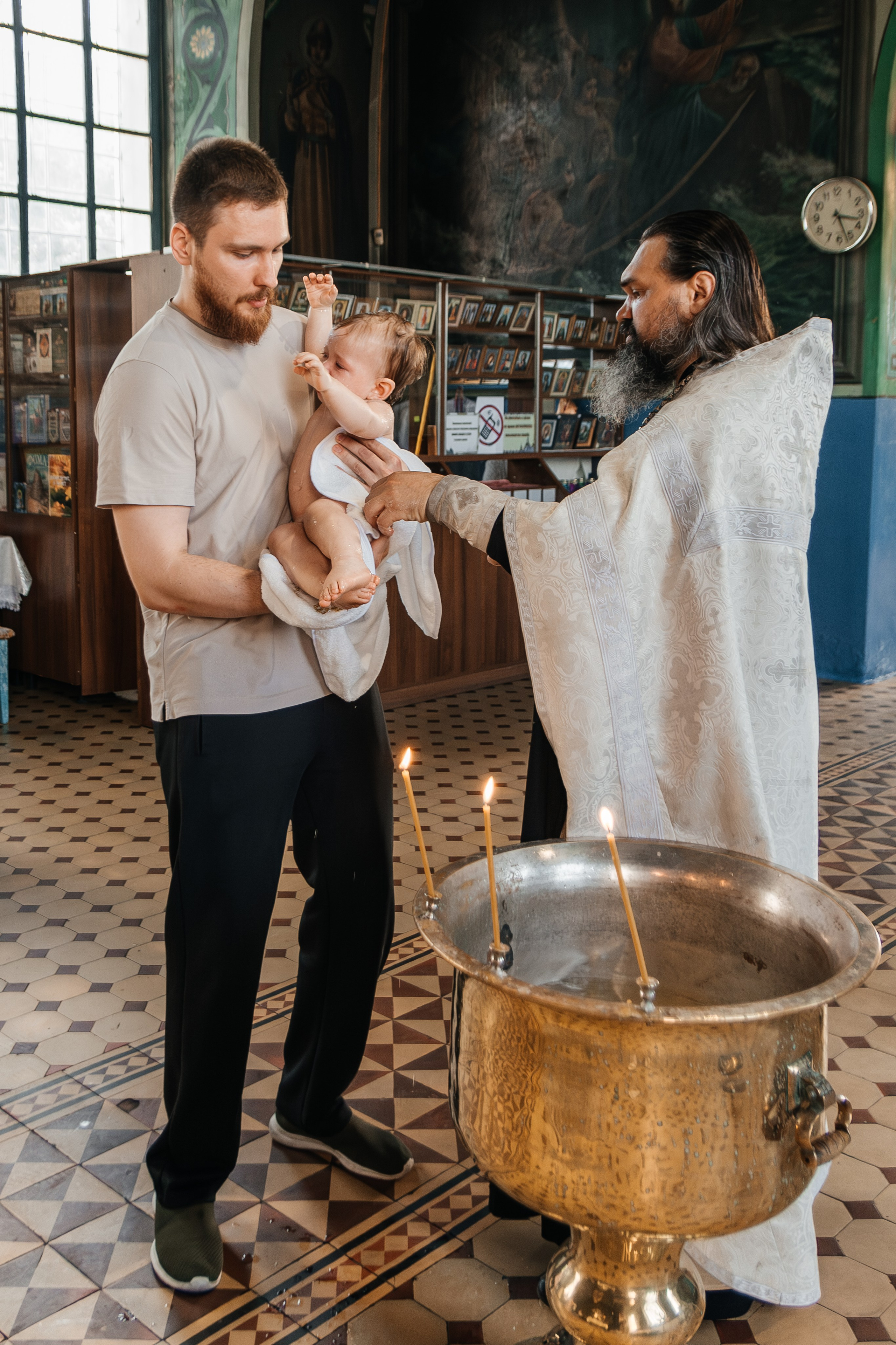 Фотосессия крещения Лукьяна в Обуховке. Семейный и детский фотограф Кущ Наташа