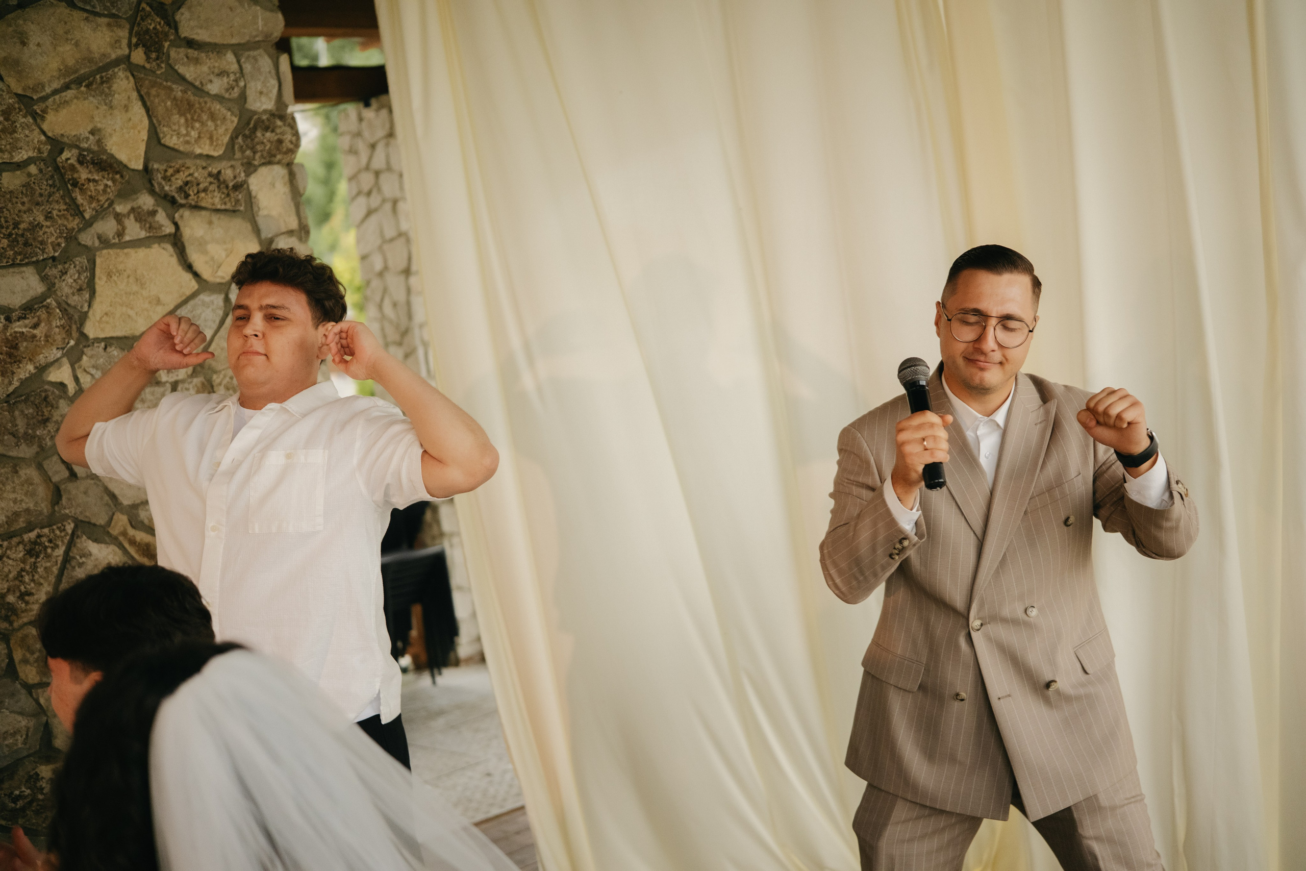 Молодые счастливые. Обо мне