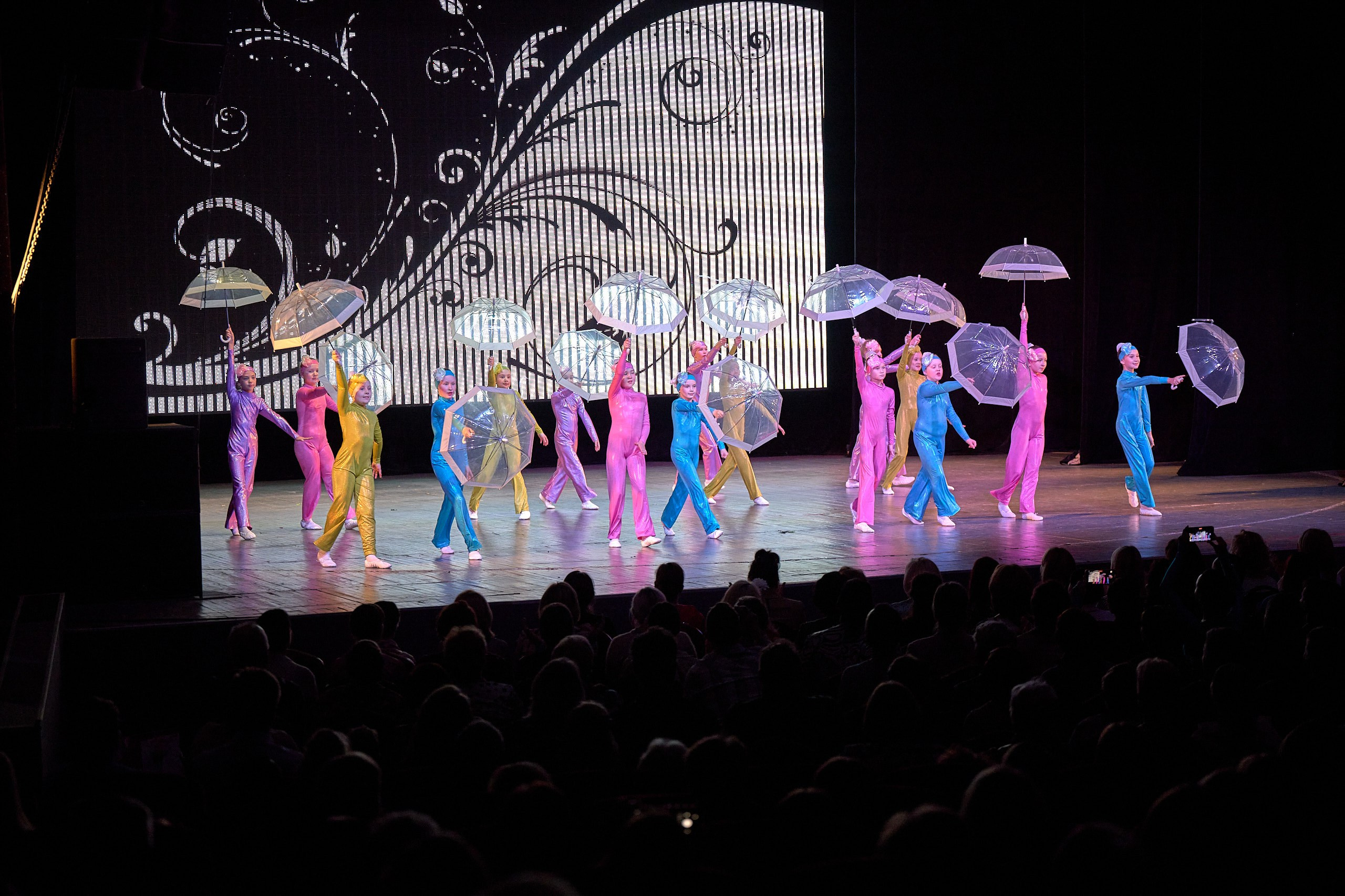 60-летие Ансамбля «РОВЕСНИКИ» Ижевск. 25.04.2024. Спортивный репортажный фотограф в Ижевске Сергей Мерзляков