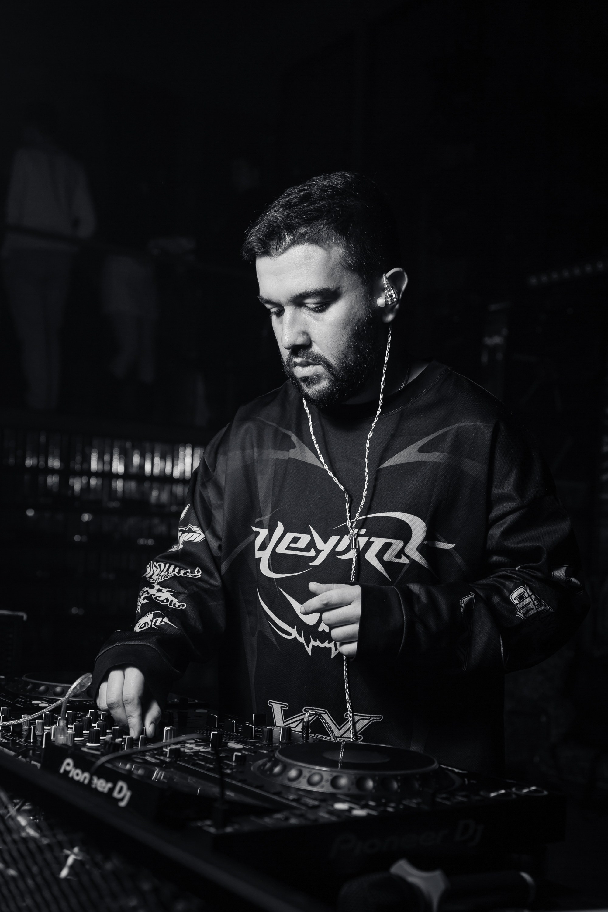 Клубный фотограф и nightlife-репортаж в Москве — Адам Черноуски. Событийный и портретный фотограф в Москве — Адам Черноуски