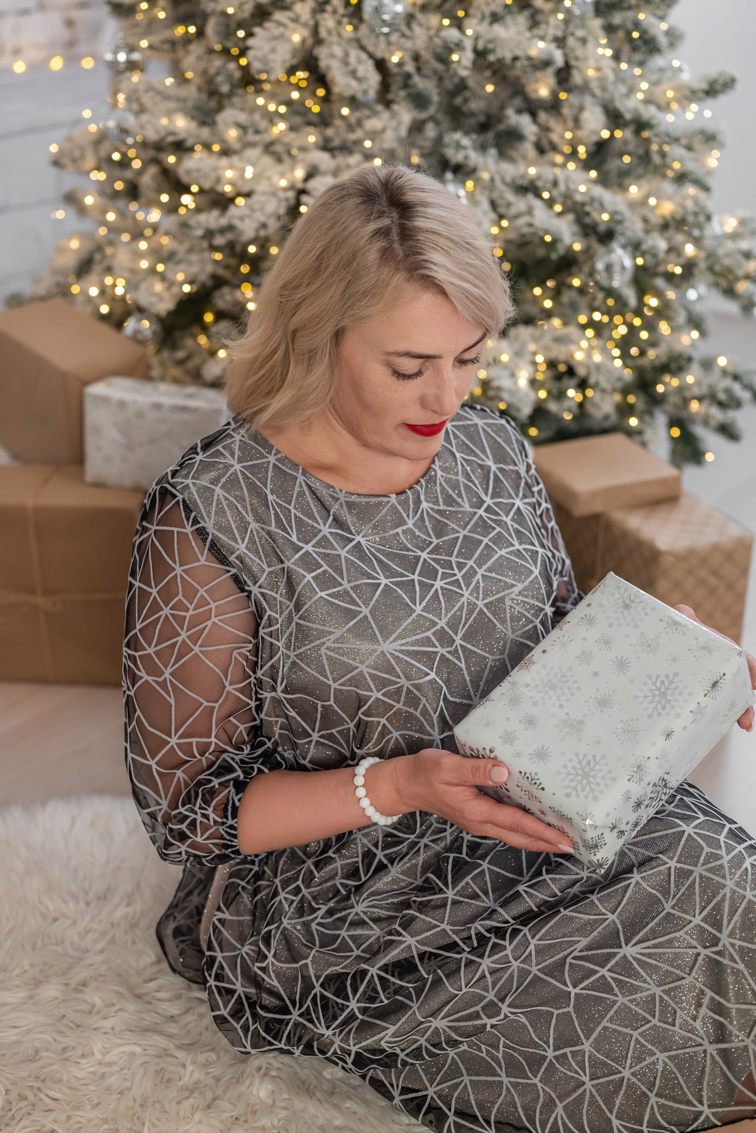 Реклама Новогодних платьев. Фотограф в городе Салават