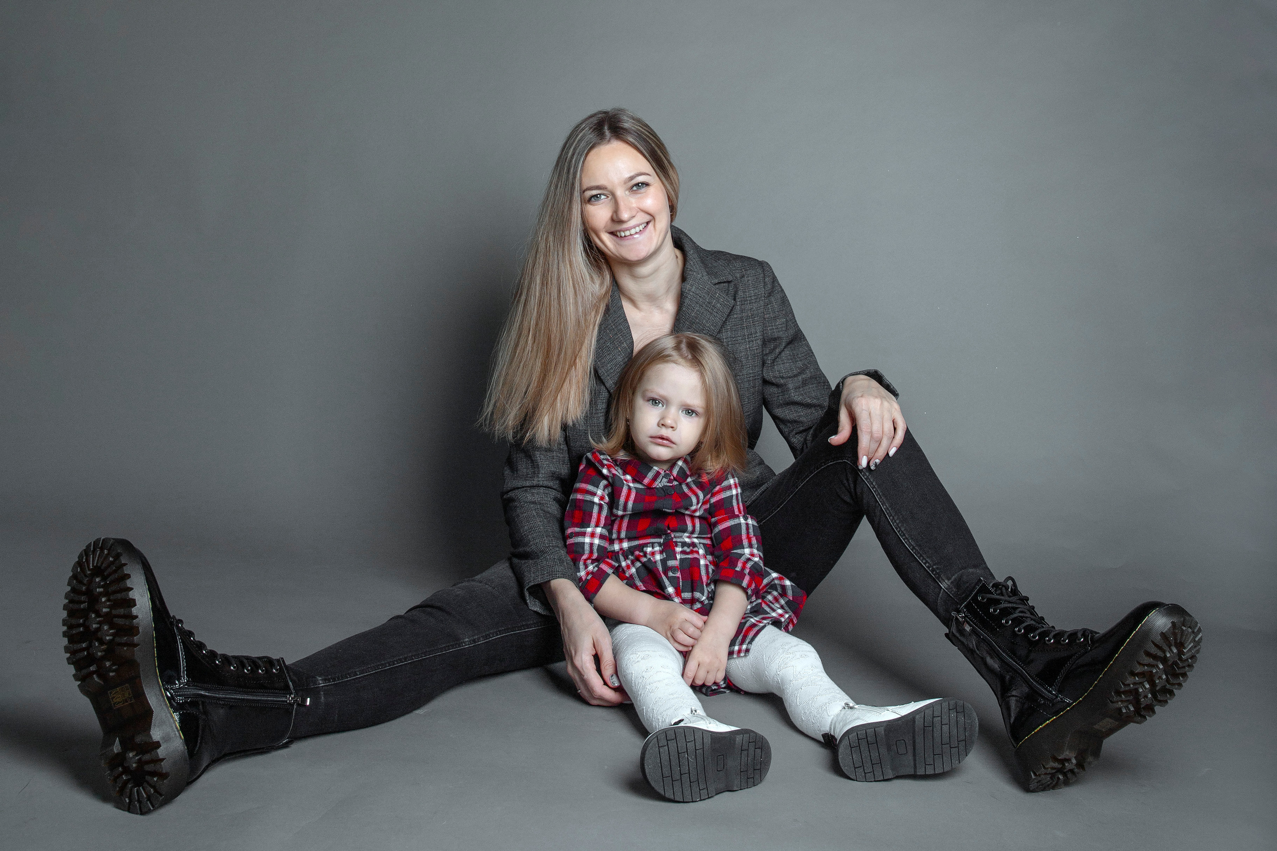 О главном. Спасибо за проявленный интерес к моему творчеству! Меня зовут Россохат