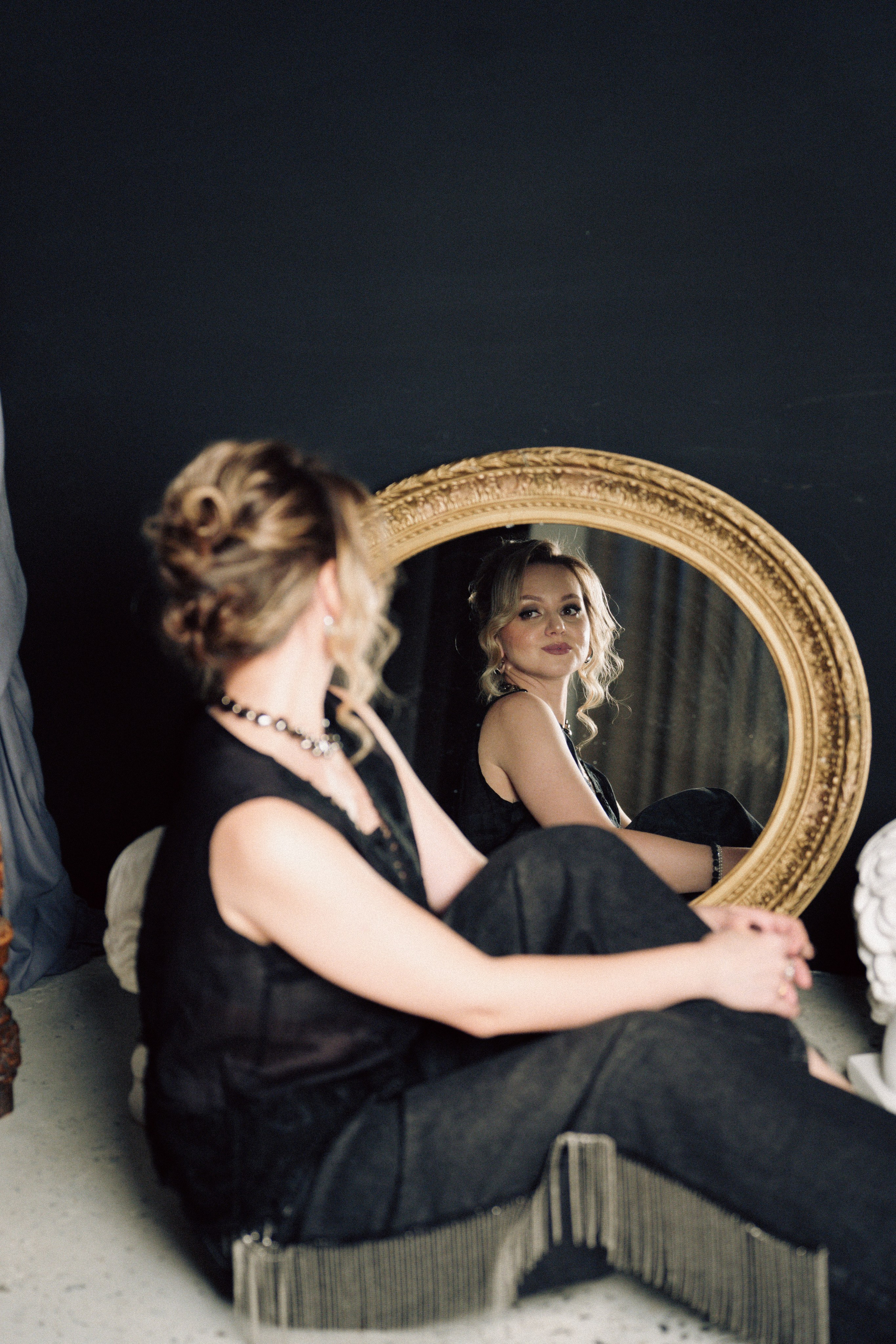 НОВОГОДНЯЯ ФОТОСЕСИИЯ В СТУДИИ ДЛЯ ДЕВУШКИ И ПРОГУЛКА ПО ЧЕРНЫШЕВСКОЙ. Профессиональный фотограф, Санкт-Петербург — Виктория Богомолова