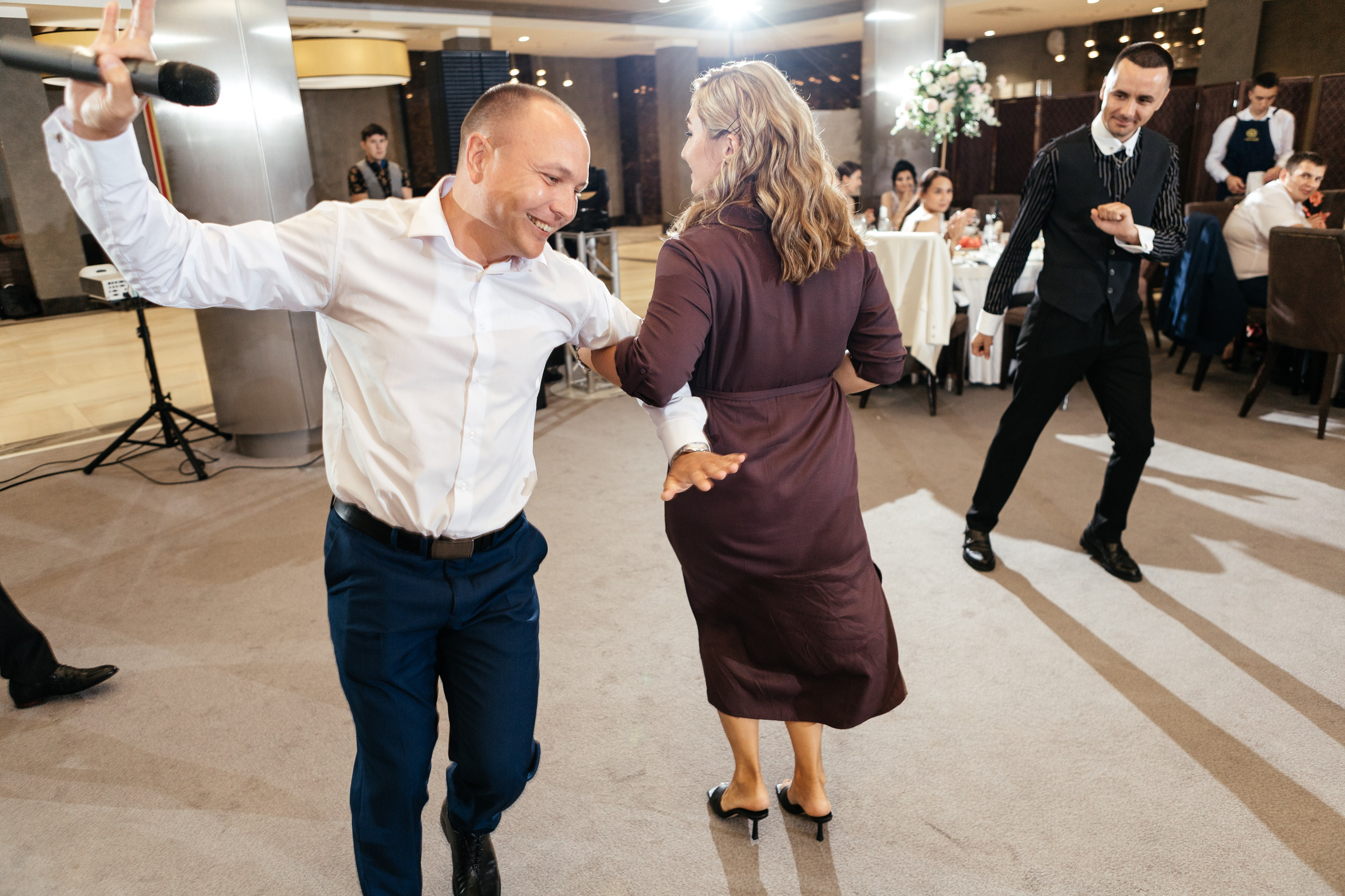 Свадебный фотограф Уфа — Руслан ГабдлисламовЖивые эмоции, красивые кадры, воспоминания на всю жизнь.Работаю по всей Республике Башкортоста. Свадебный фотограф Уфа Руслан Габдлисламов