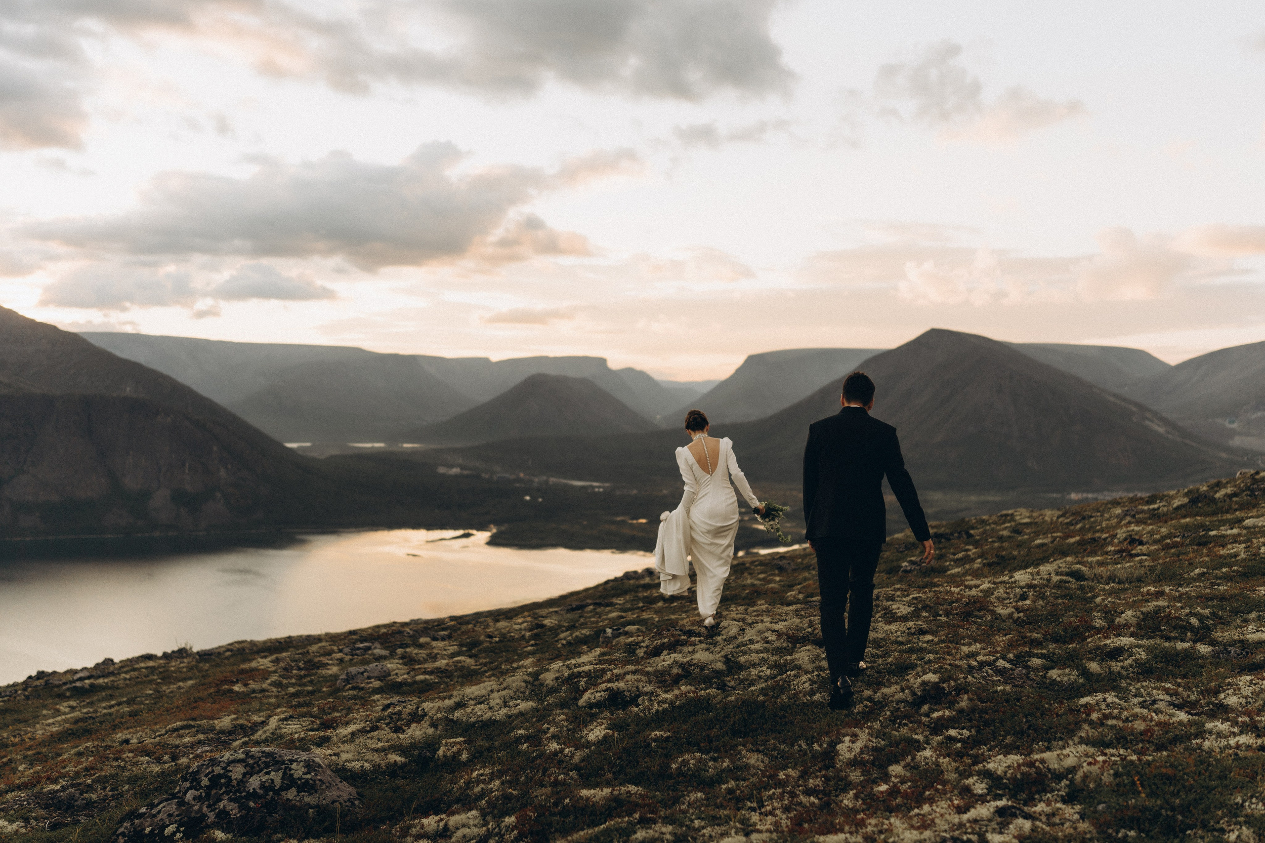 Свадебный фотограф Артем Смирнов