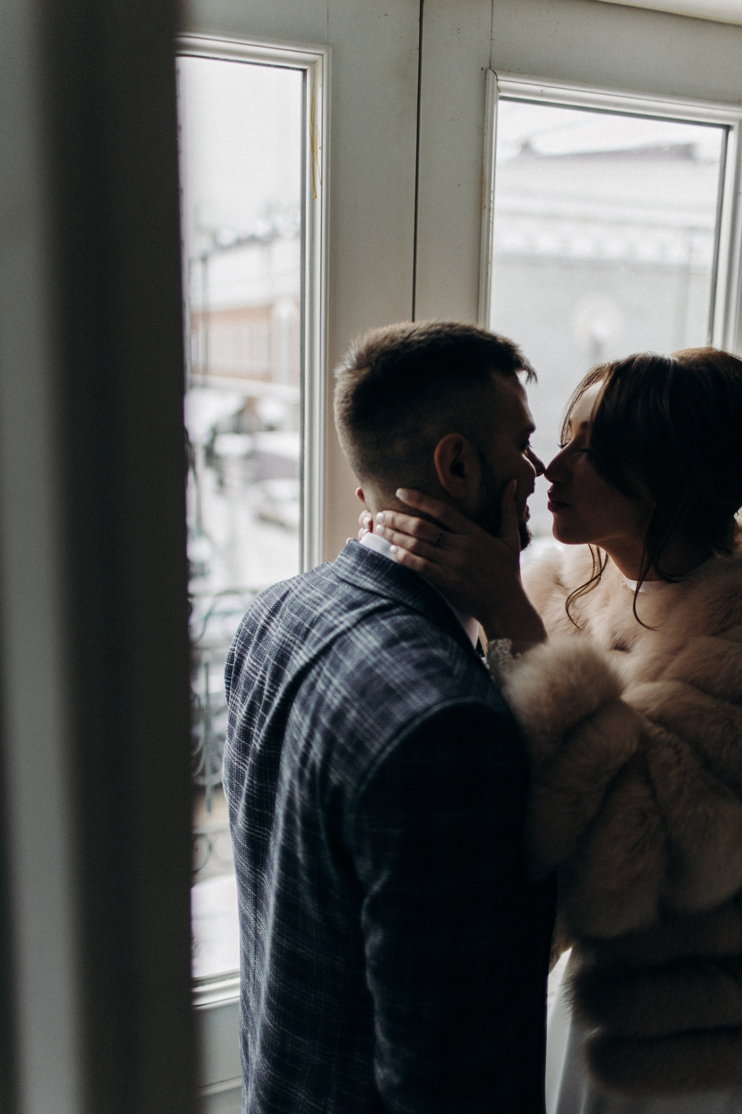 Эдуард и Вера (загс, прогулка). Фотограф свадебный семейный в Красноярске Шукшина Наталья