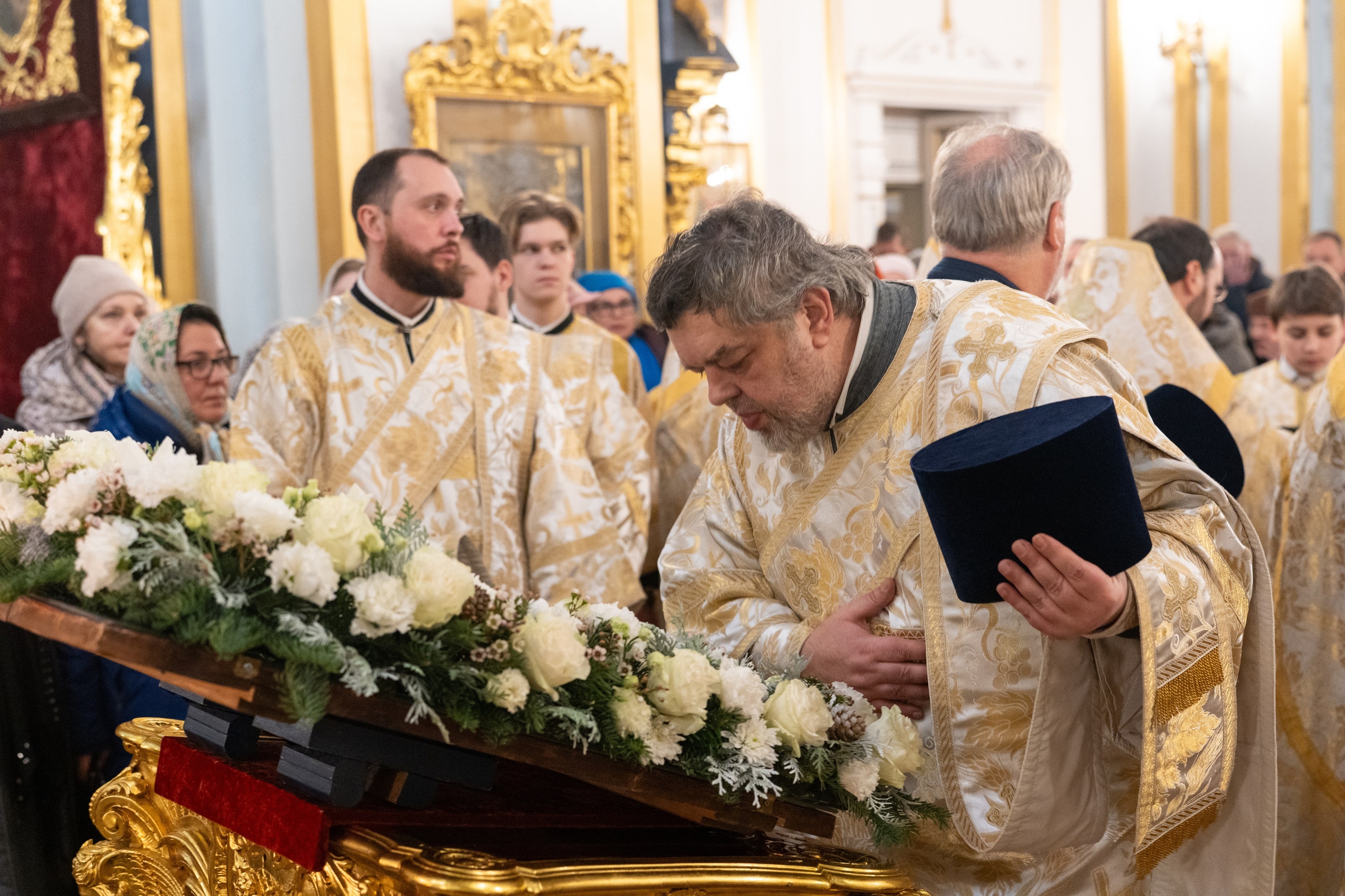 Праздничное бдение в Николо-Богоявленском морском соборе. НИКОЛО-БОГОЯВЛЕНСКИЙ МОРСКОЙ СОБОР