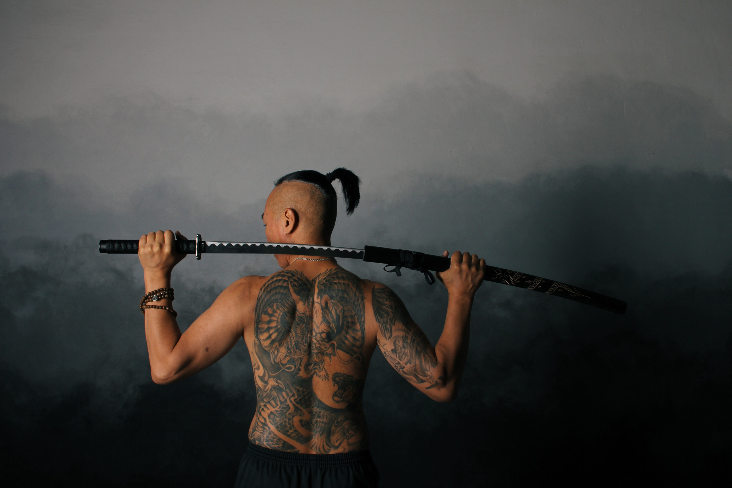 Студийный мужской портрет. Главная