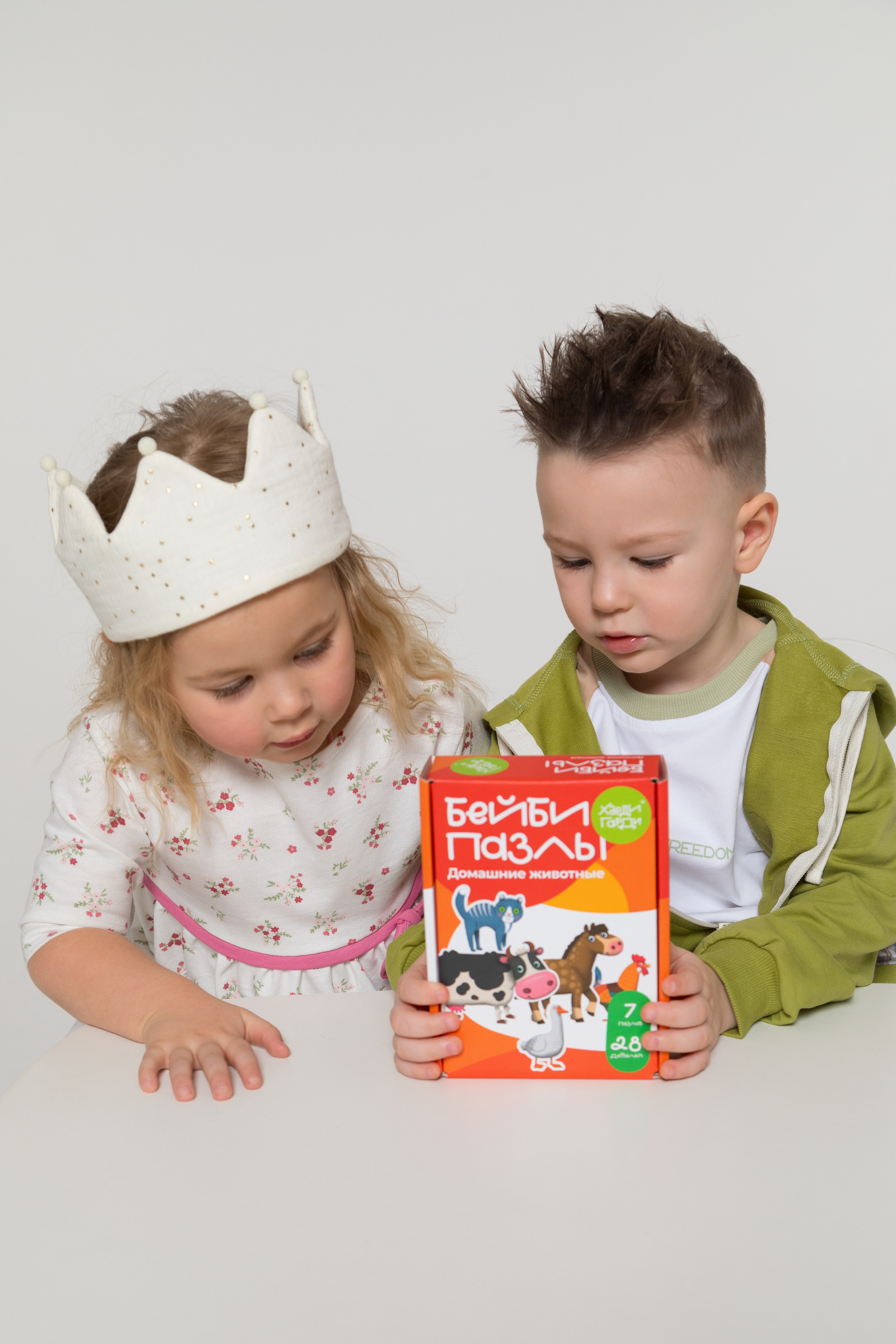 Имиджевая и каталожная съёмка для бренда детских пазлов. Детский и контент фотограф Надя Волкова Санкт-Петербург