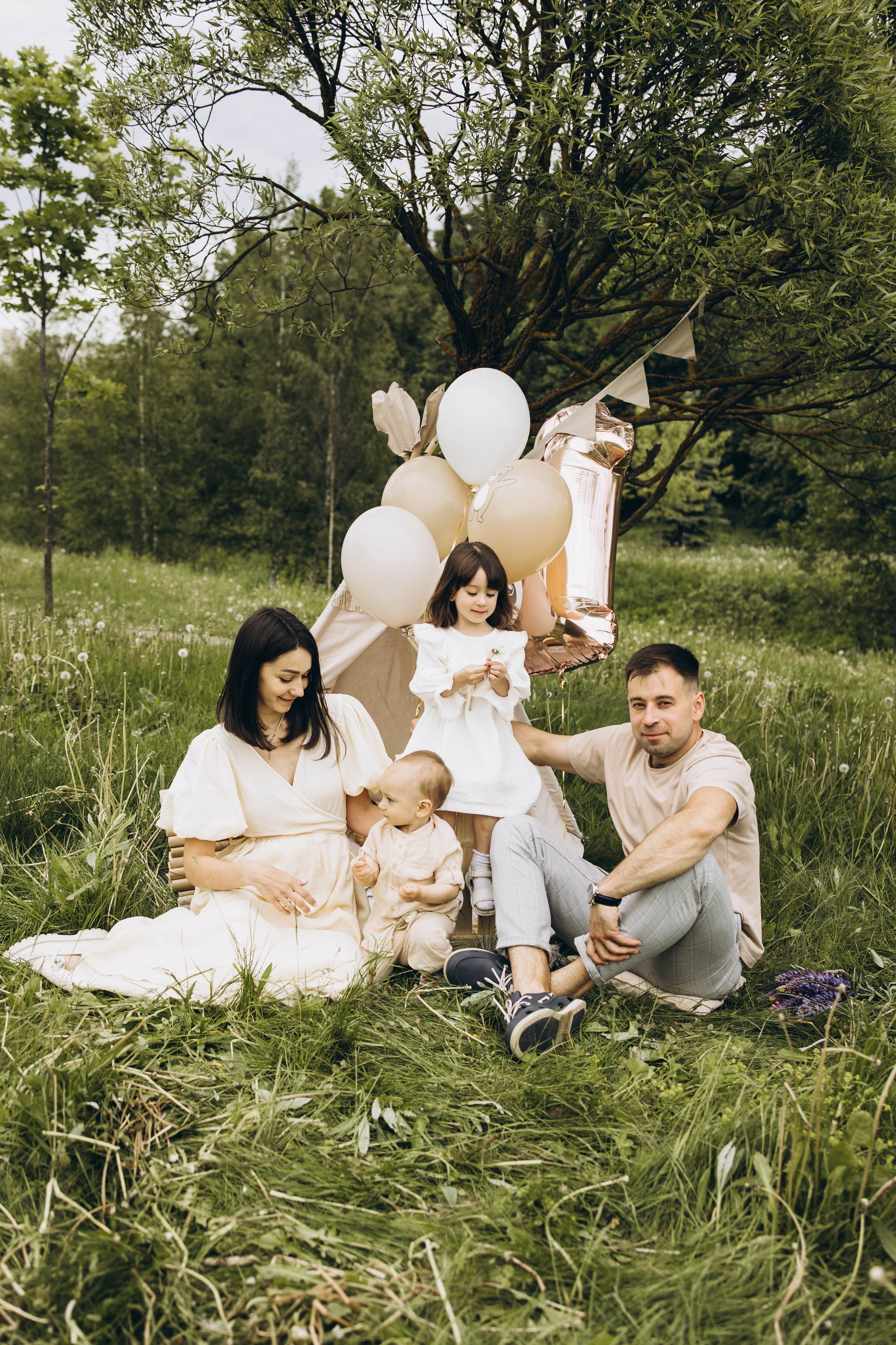 Маша, Женя, Ариана и Мирон. Семейный фотограф в Москве Виктория Ястребинская