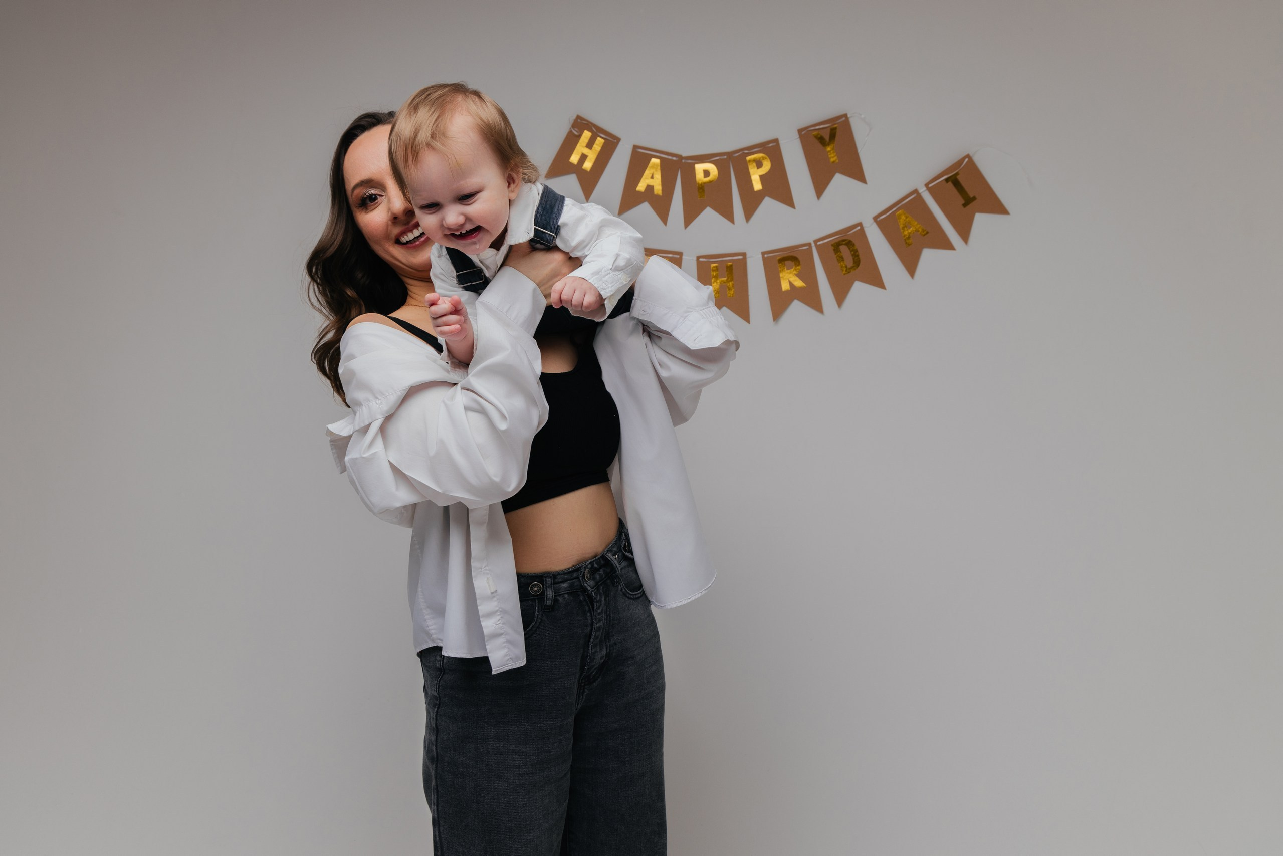 Семейная фотосессия в студии. Фотограф Алексей Солопов