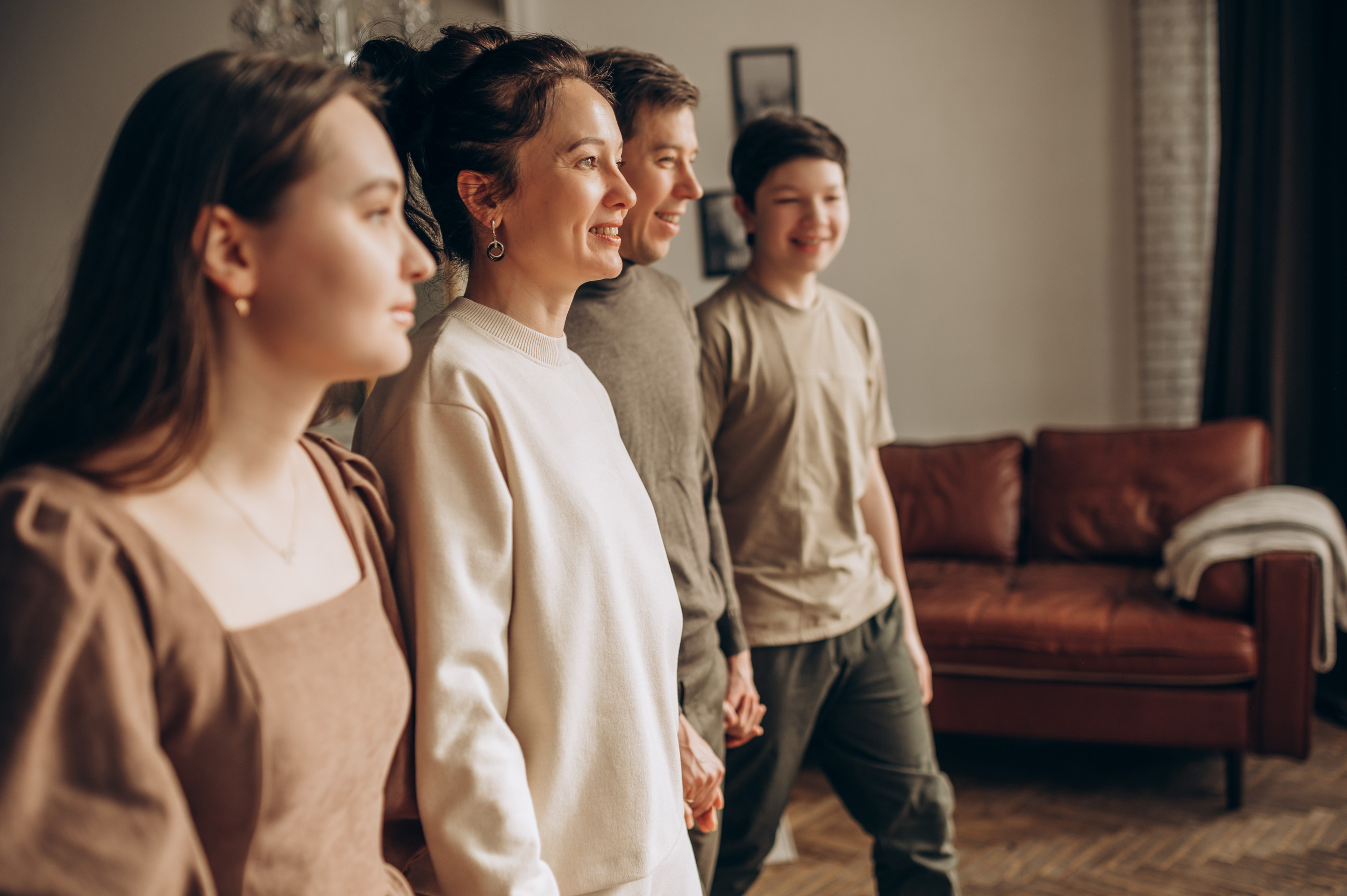 Уютная семейная съёмка в студии. Семейный фотограф в Домодедово и Москве Елена Пичугина