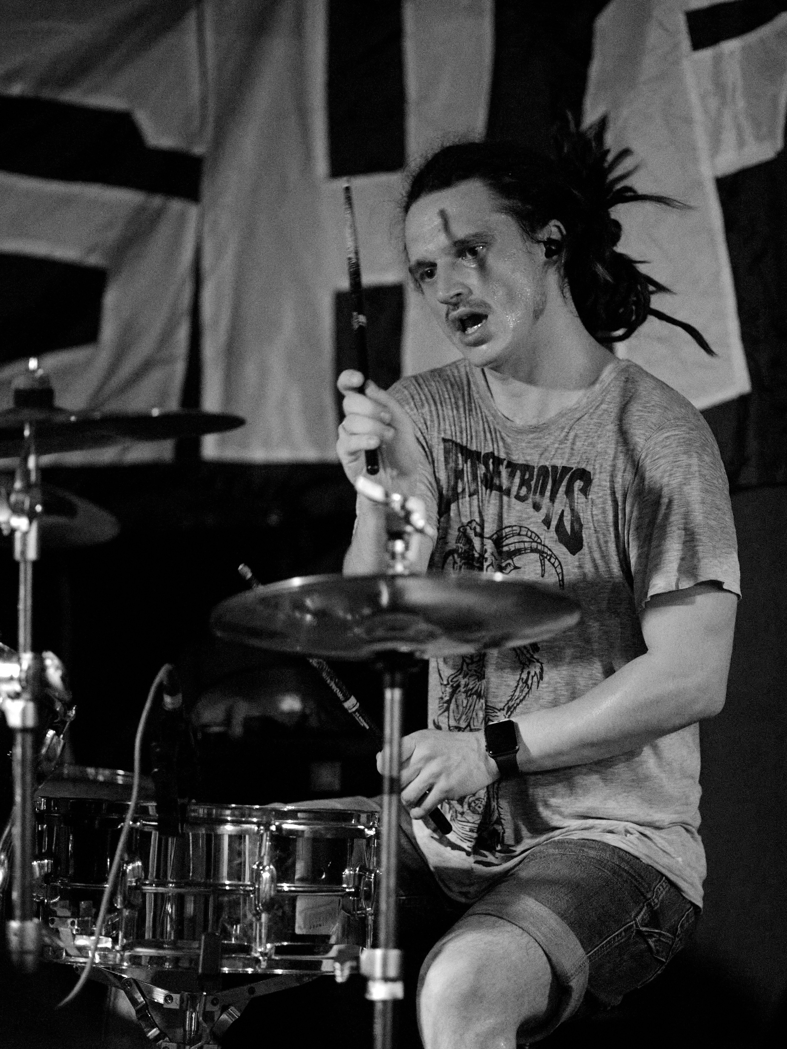 Plush Fish / ВЕЛИКОЕСЧАСТЬЕ / Мятный Крикет. Фотограф Юлия Маринина