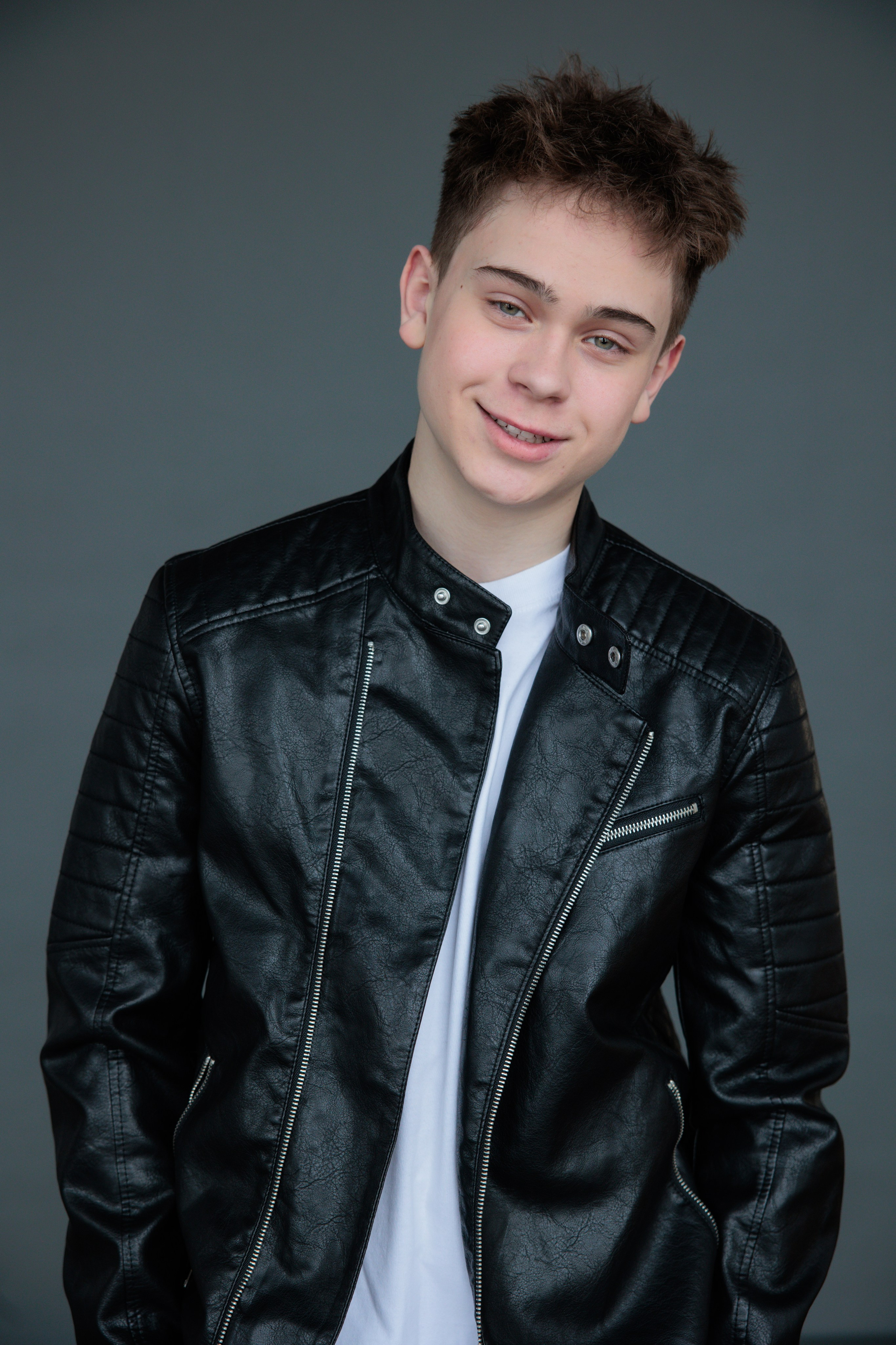 НИКИТА. Я фотограф из Москвы к Вашим услугам