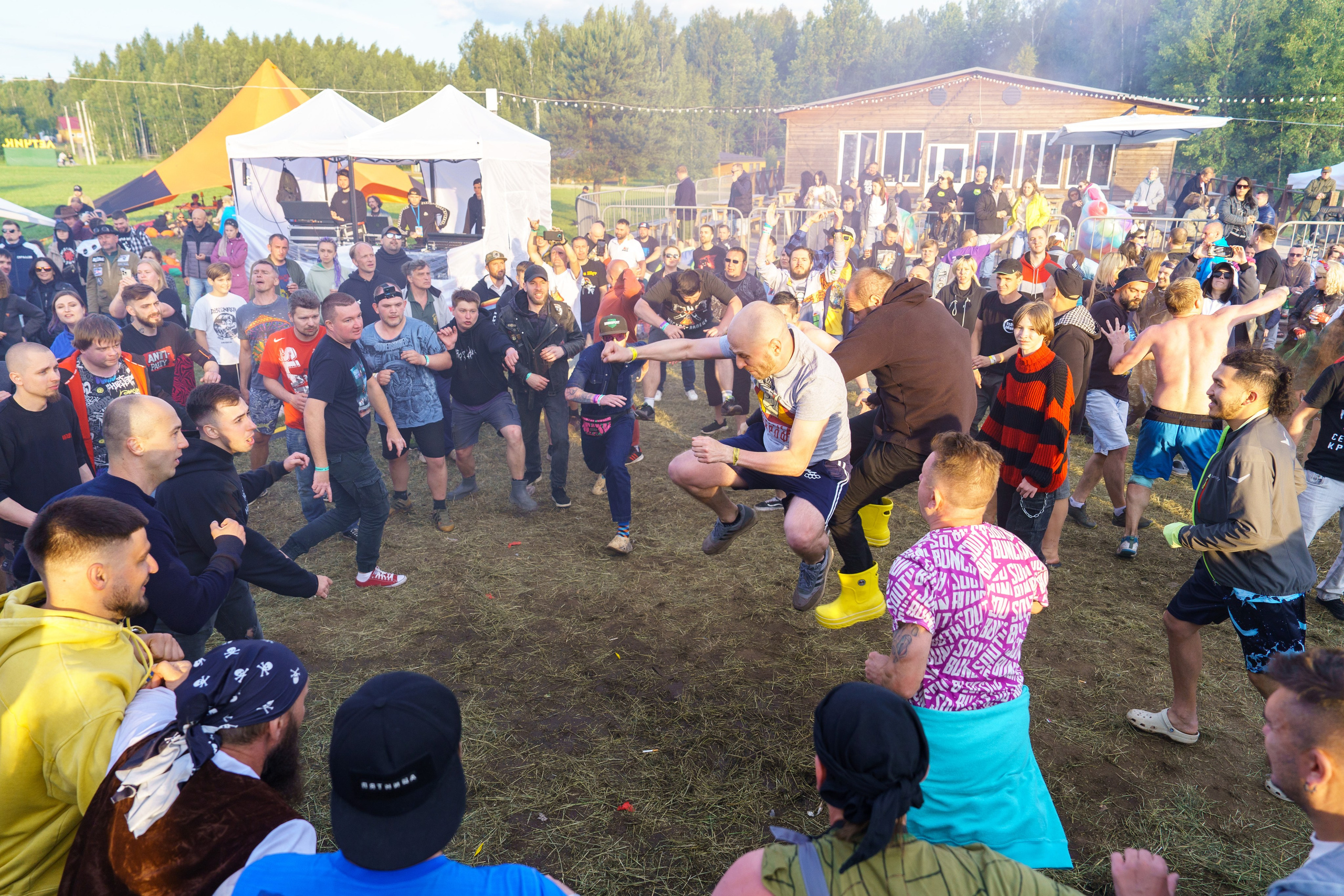 Фотоотчет с главного панк-рок фестиваля страны Anti-Party 2025. Фотограф Николай Прокофьев модельные тесты в Москве