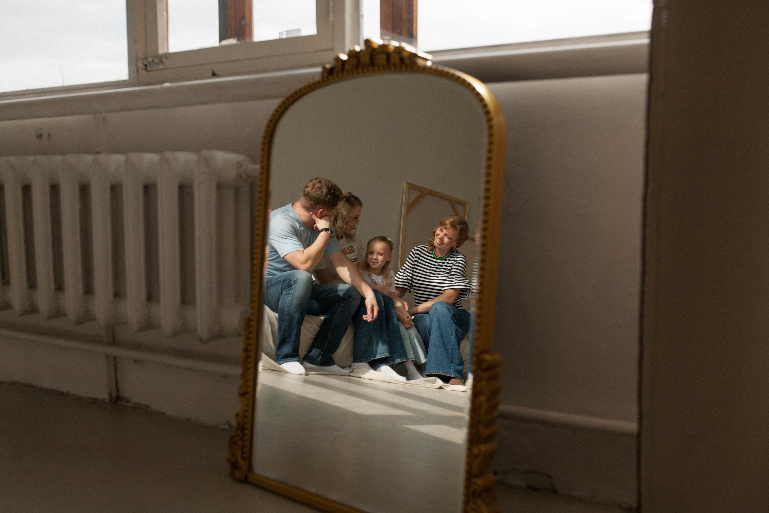 Семейная съемка в фотостудии Gallery. Фотограф Красноярск Базуев Марк