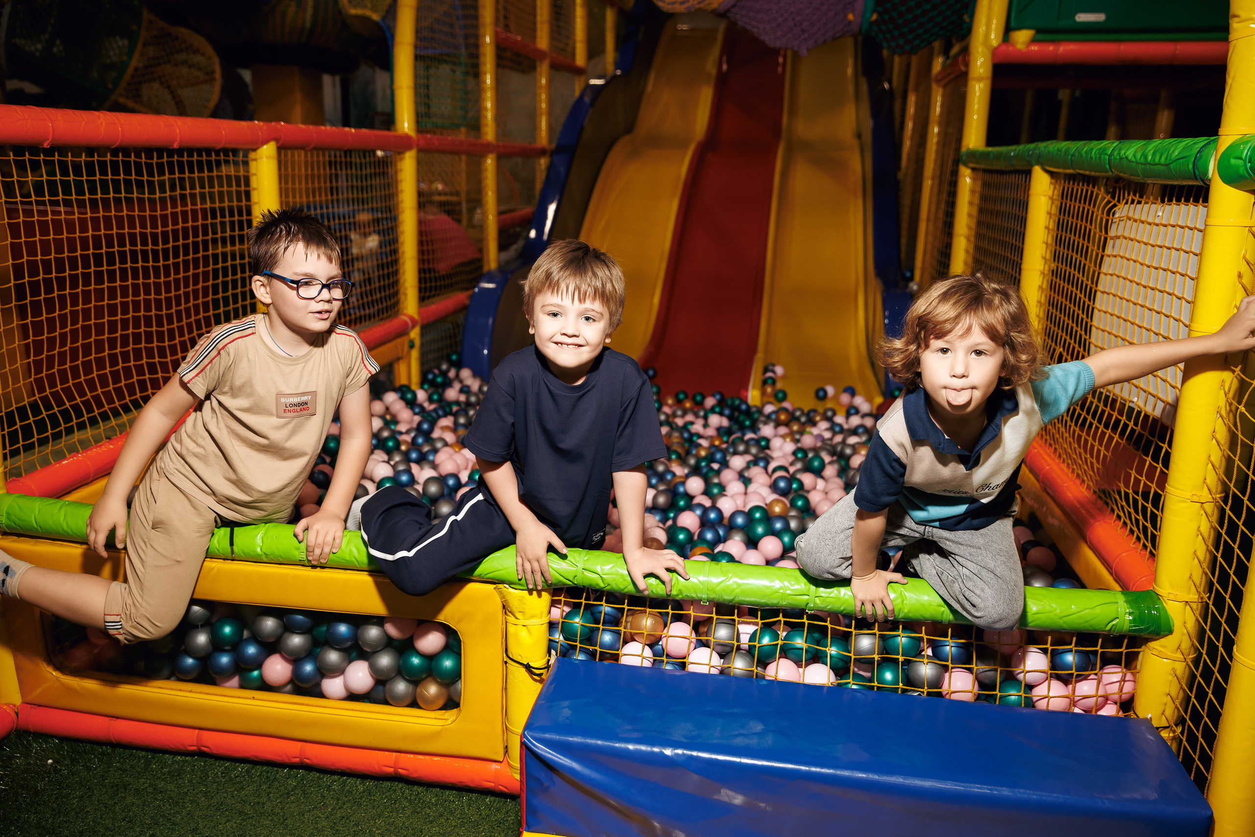 День Рождения Артема